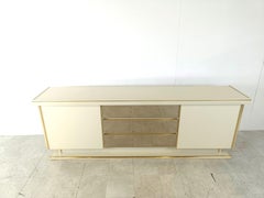 Enfilade vintage en laiton et laque, années 1970