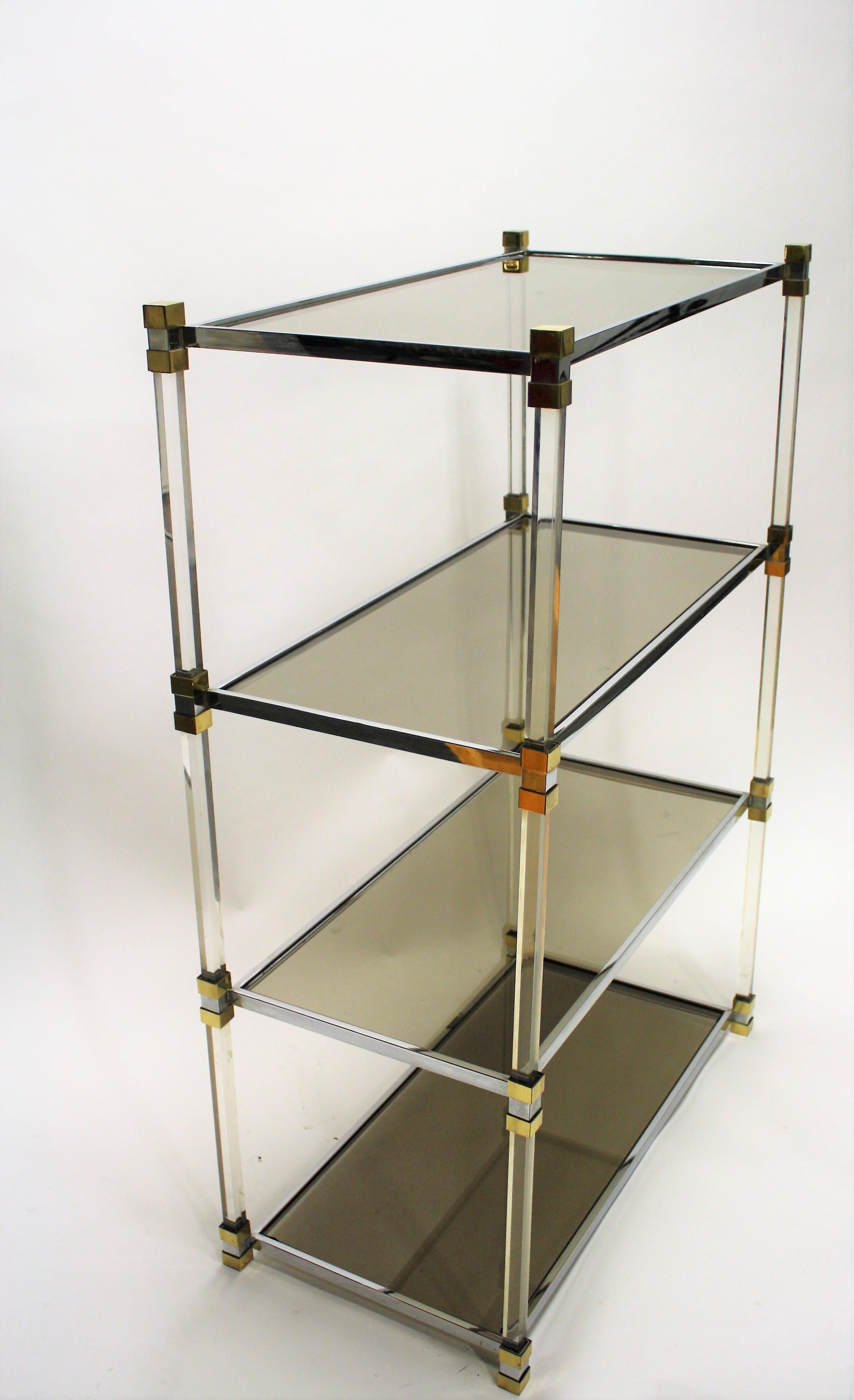 Vintage Brass and Lucite Etagere, 1970s 5