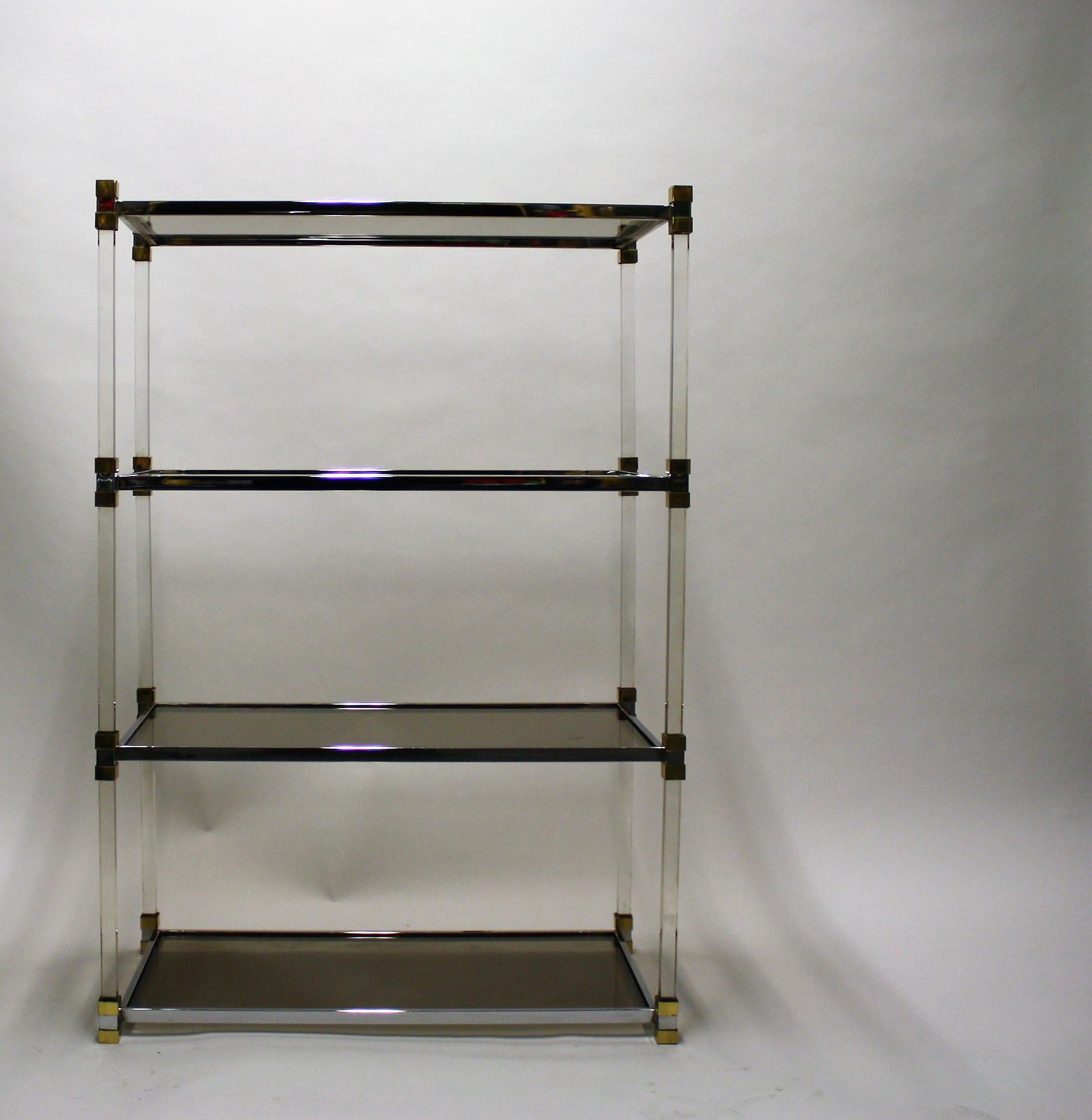 Hollywood Regency Vintage Brass and Lucite Etagere, 1970s