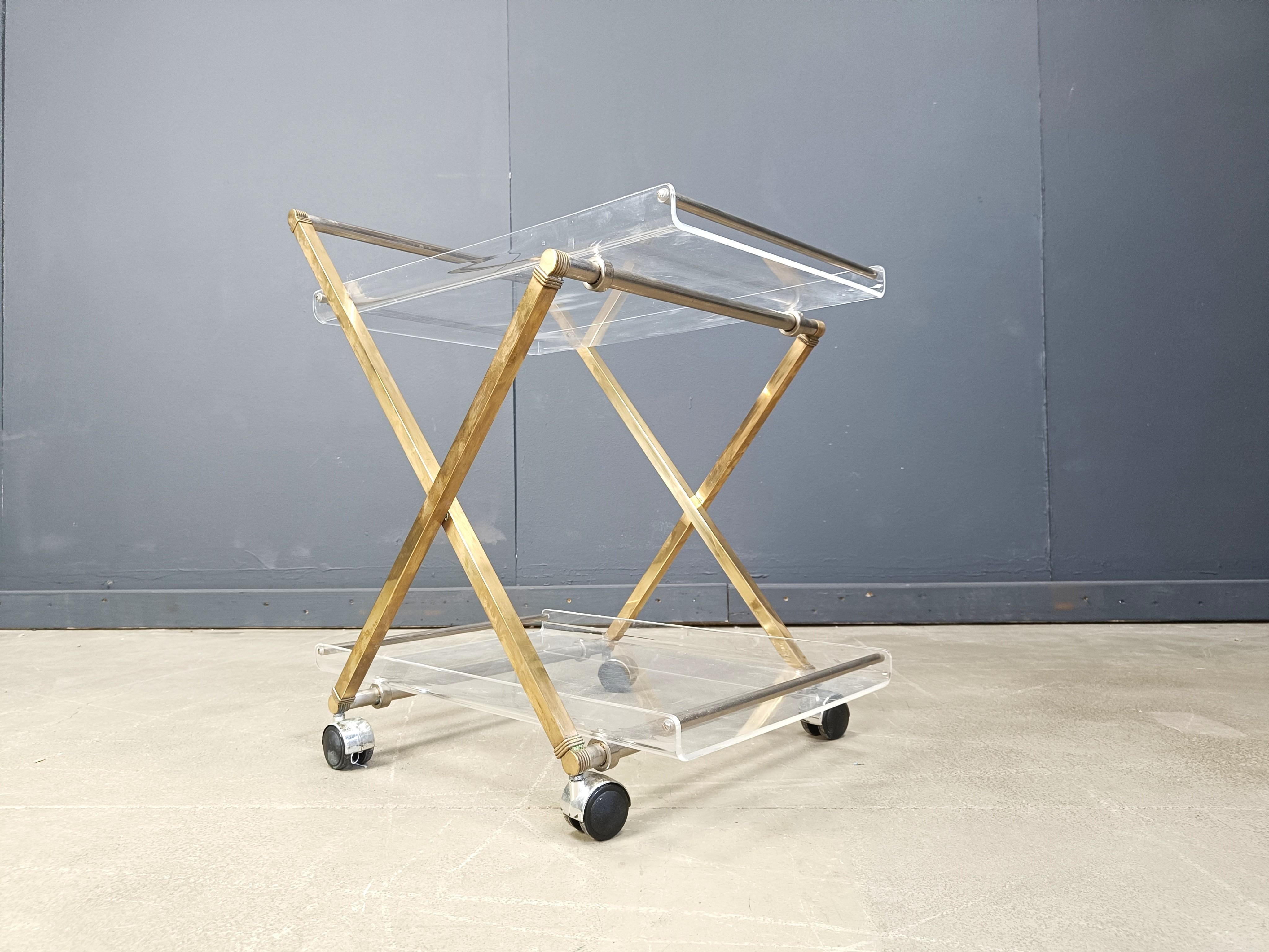 Brass Vintage brass and lucite trolley, 1970s For Sale