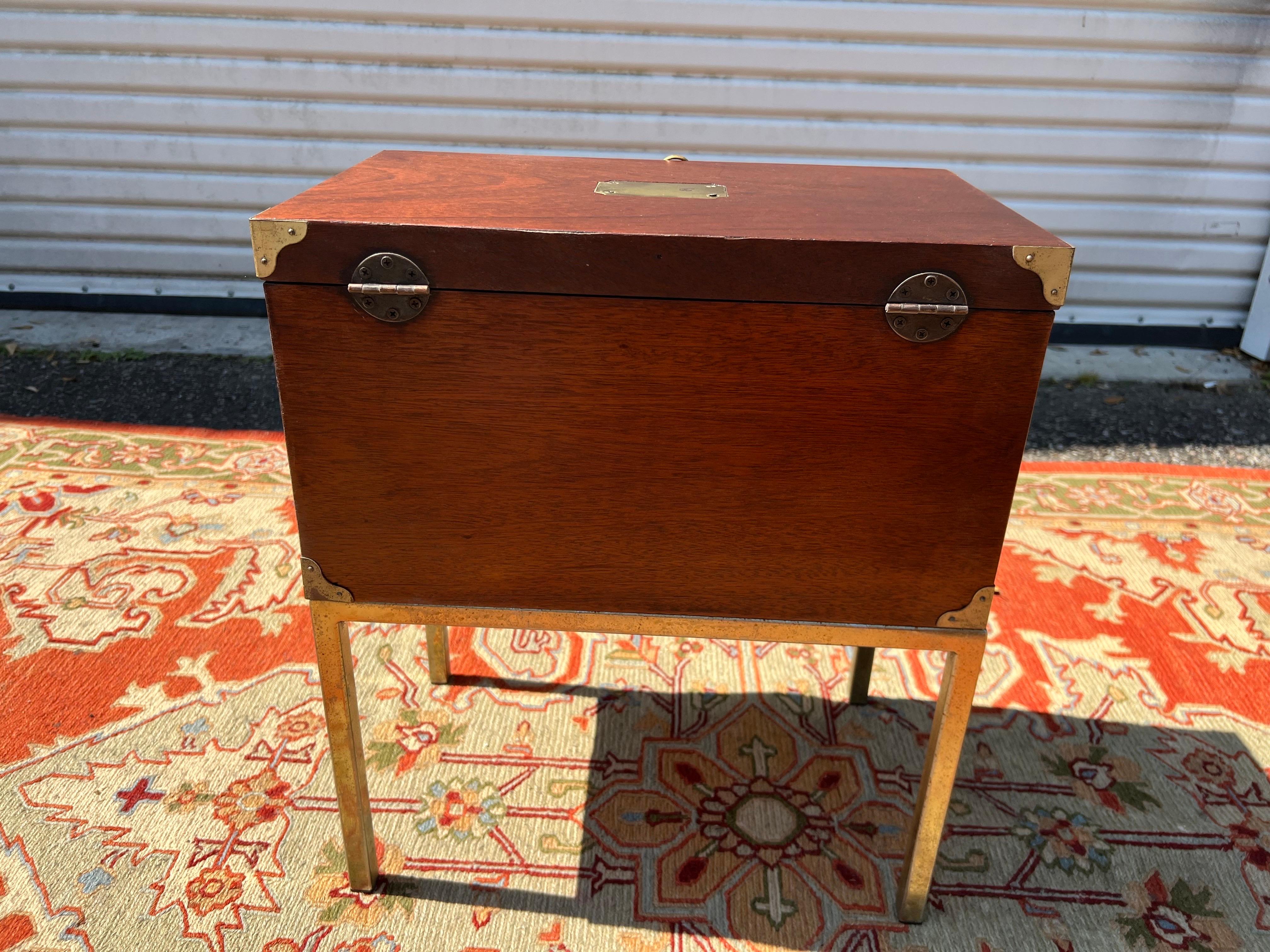 Vintage Brass and Mahogany Chest on Stand Side Table For Sale 1
