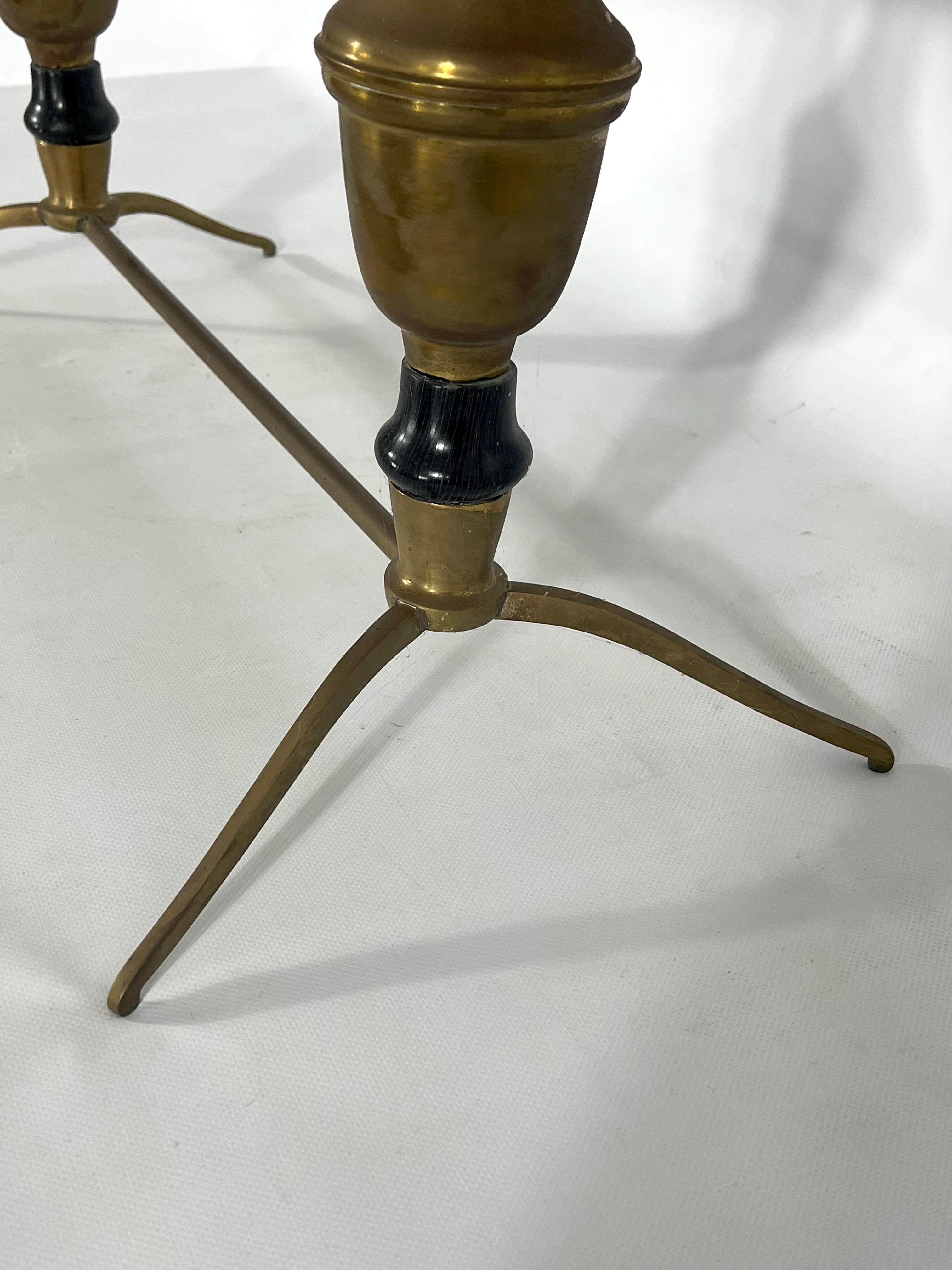 Tavolino vintage in ottone e marmo, Italia, anni '50 in vendita 1