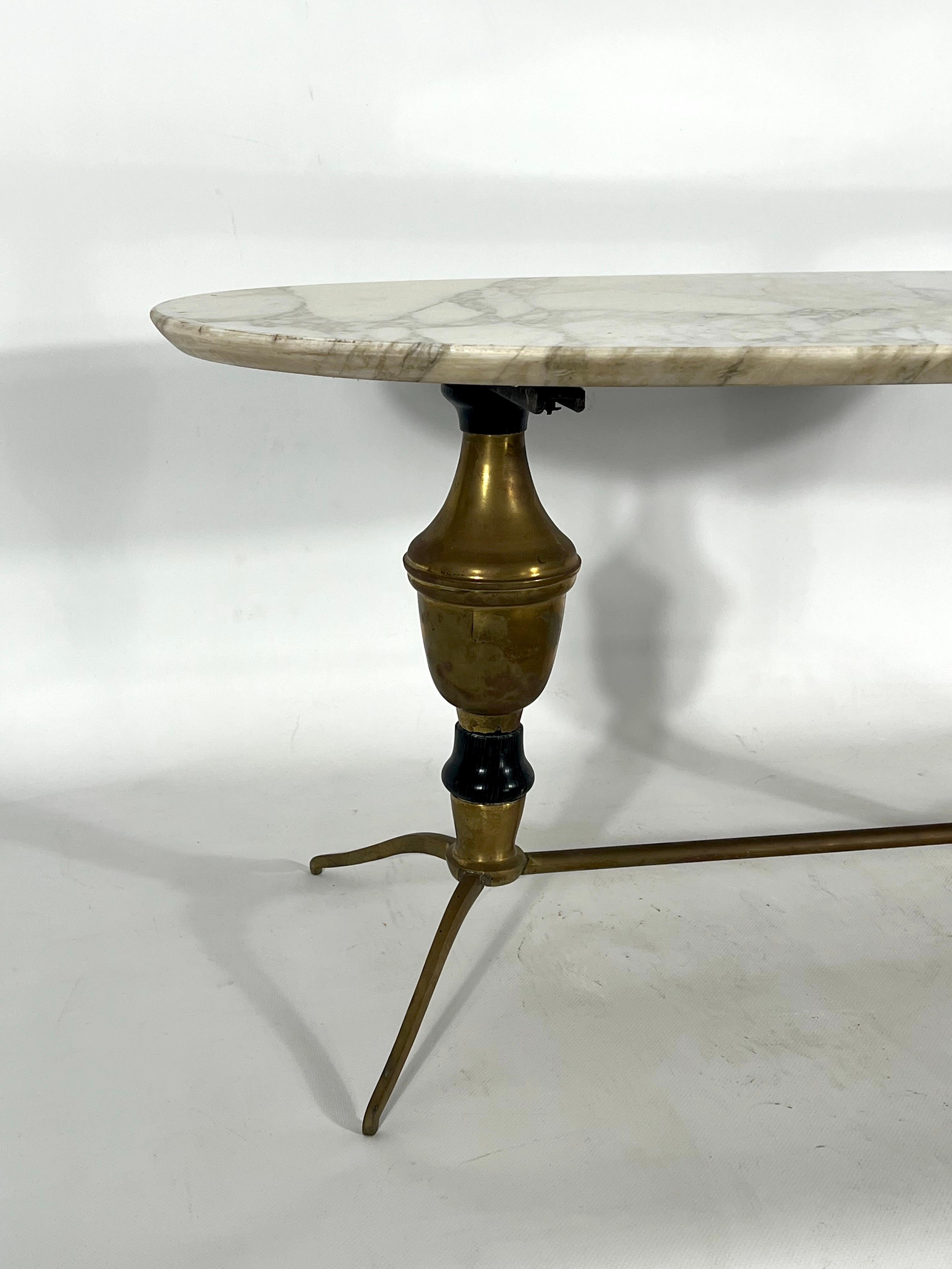 Mid-Century Modern Table basse vintage en laiton et marbre, Italie, années 1950 en vente