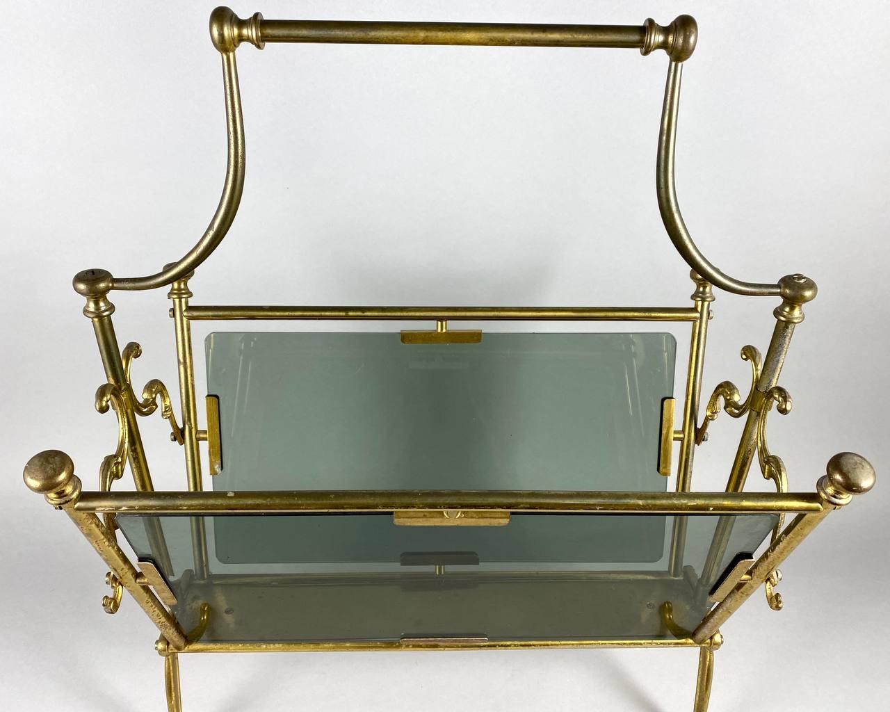 French Vintage Brass and Smoked Glass Magazine Stand from France, by Maison Bagues, 60s For Sale