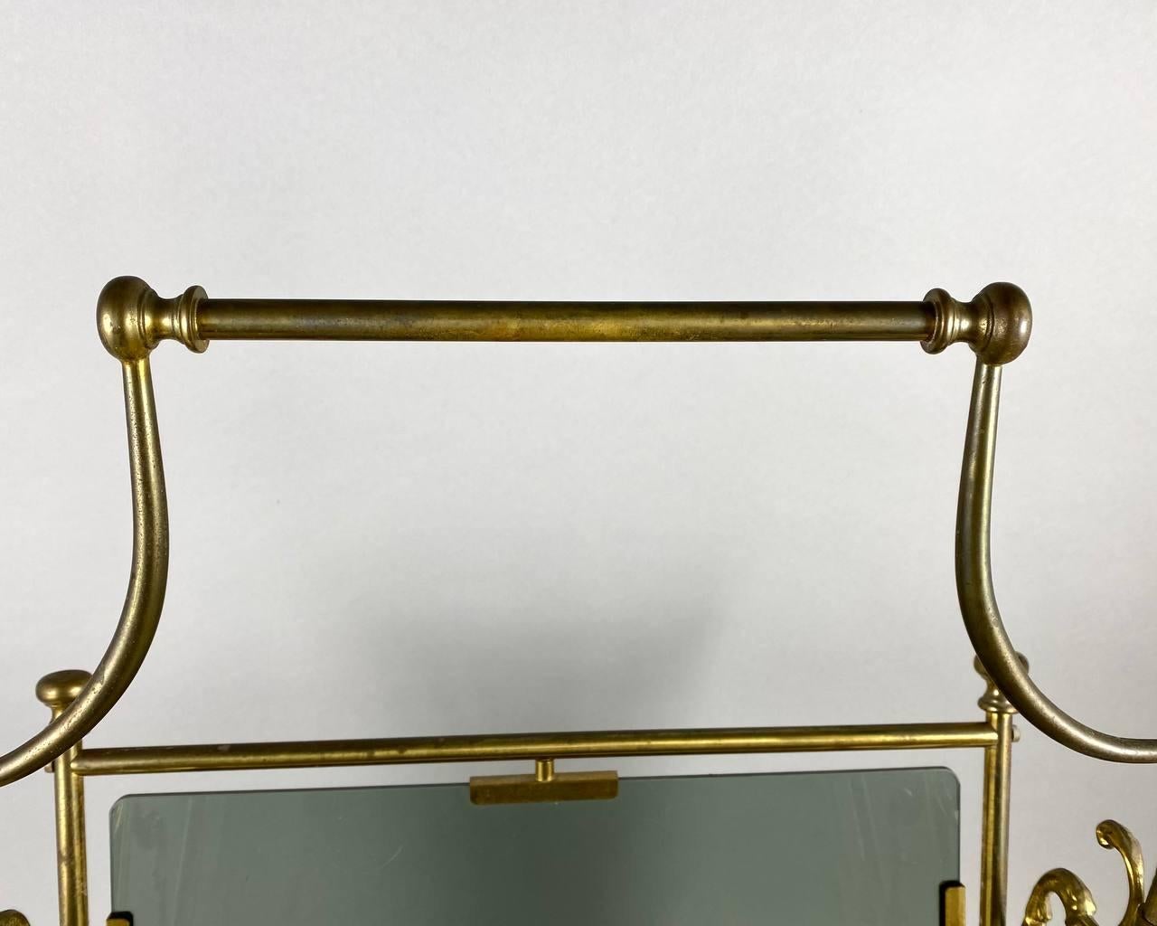 Vintage Brass and Smoked Glass Magazine Stand from France, by Maison Bagues, 60s For Sale 4