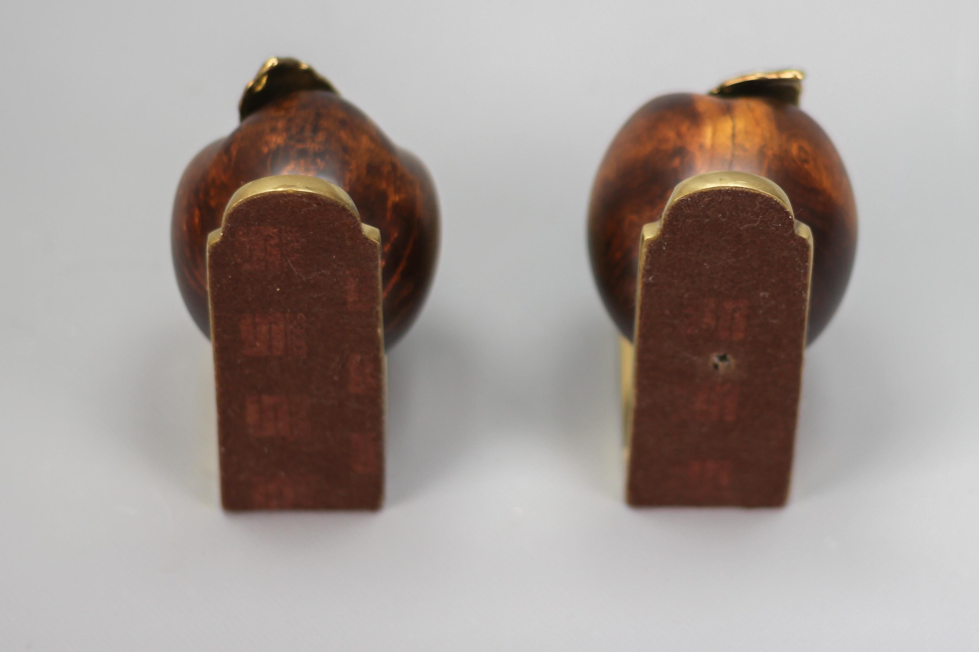 Vintage Brass and Wooden Apples Bookends For Sale 7