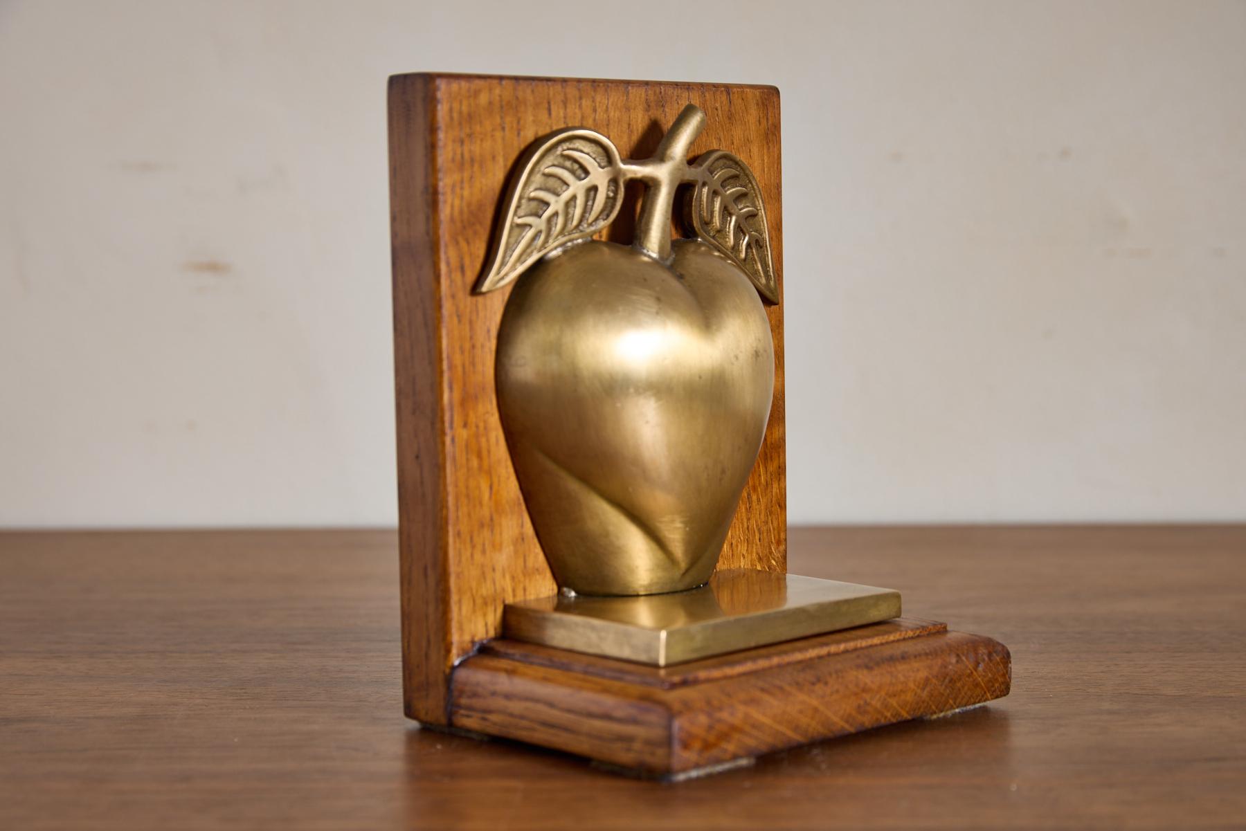 Vintage Brass Apple Bookends For Sale 7