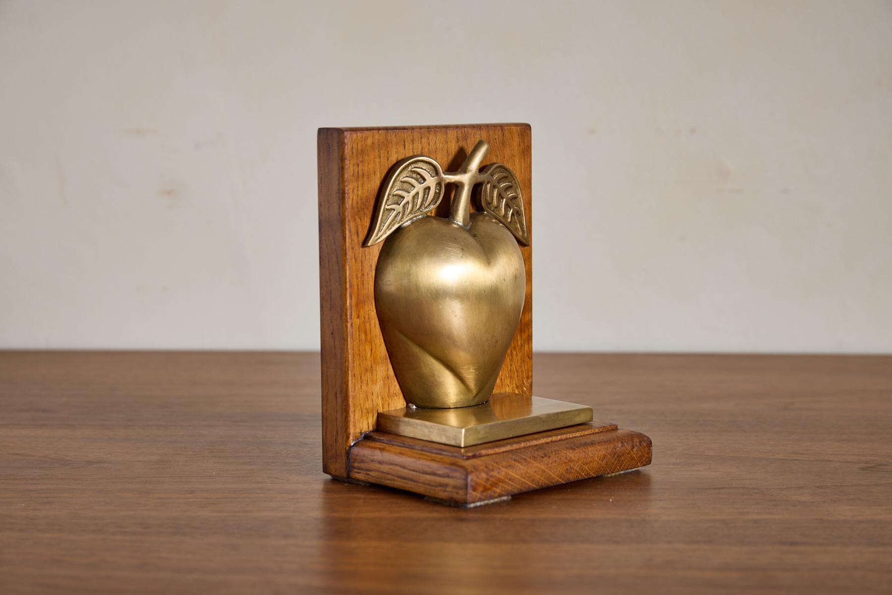 Vintage Brass Apple Bookends For Sale 1