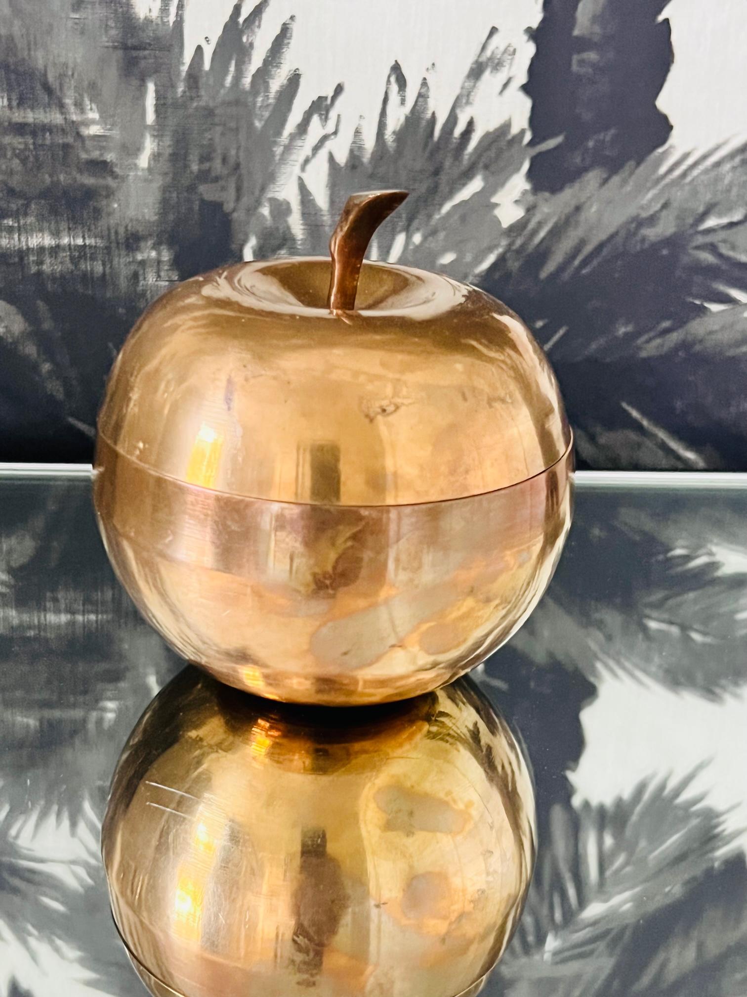 Italian Vintage Brass Apple Trinket Box, Italy, circa 1970s