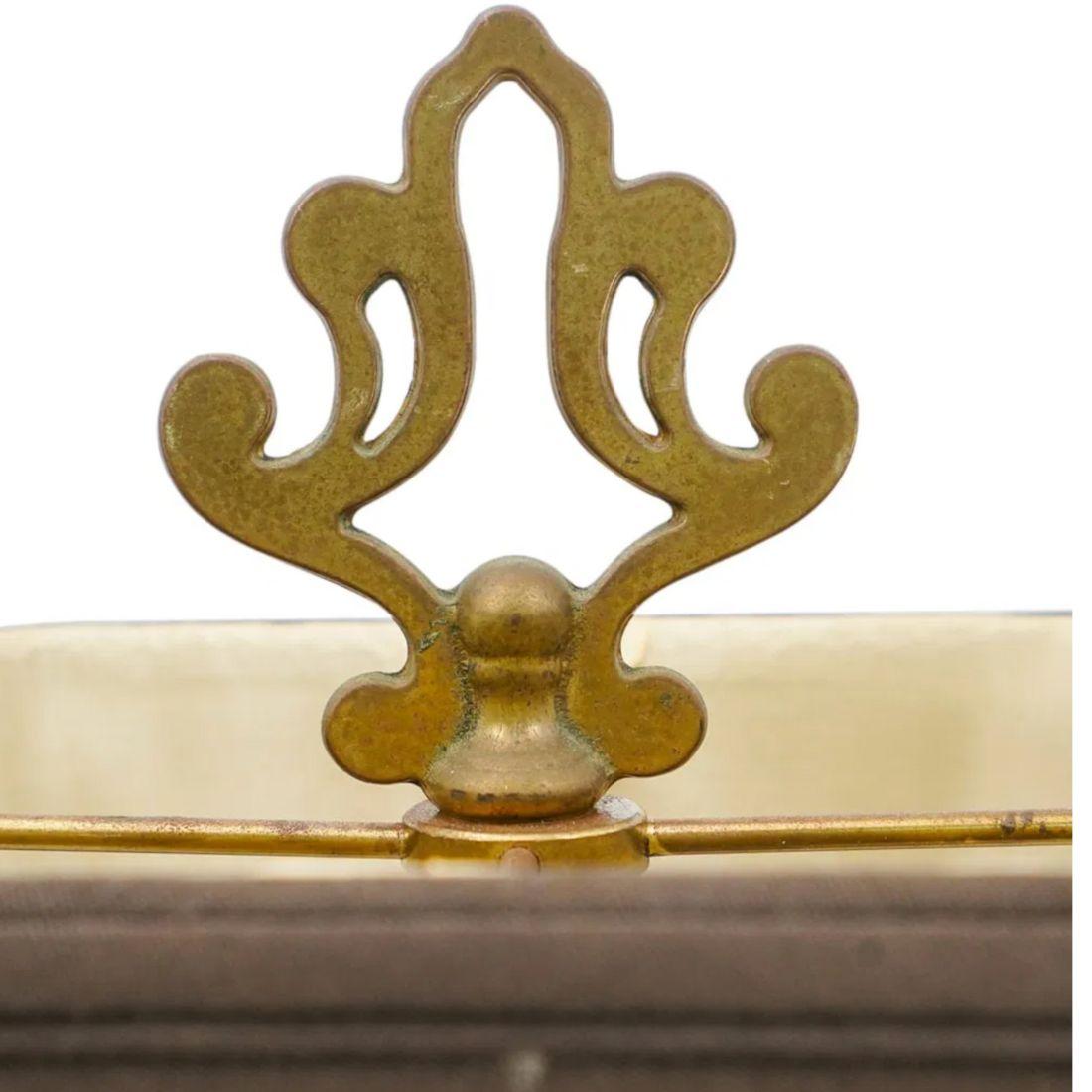 Inconnu Lampe Art déco vintage en laiton avec motif de palmier en vente