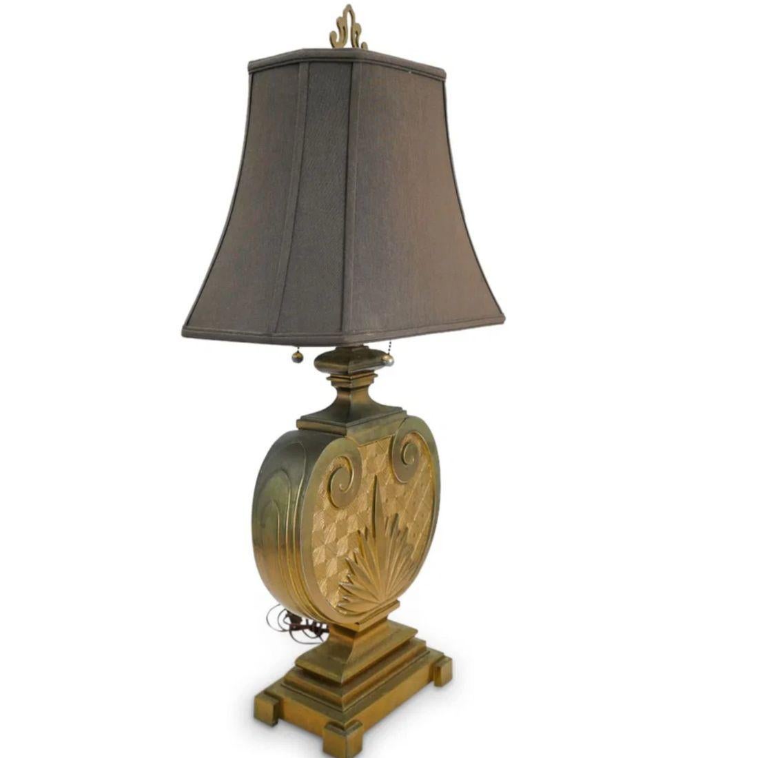 Lampe Art déco vintage en laiton avec motif de palmier Bon état - En vente à Locust Valley, NY