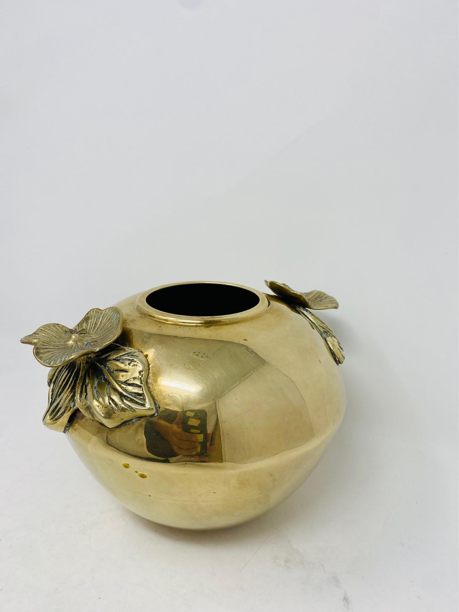 American Vintage Brass Art Nouveau Botanical Style Vase For Sale