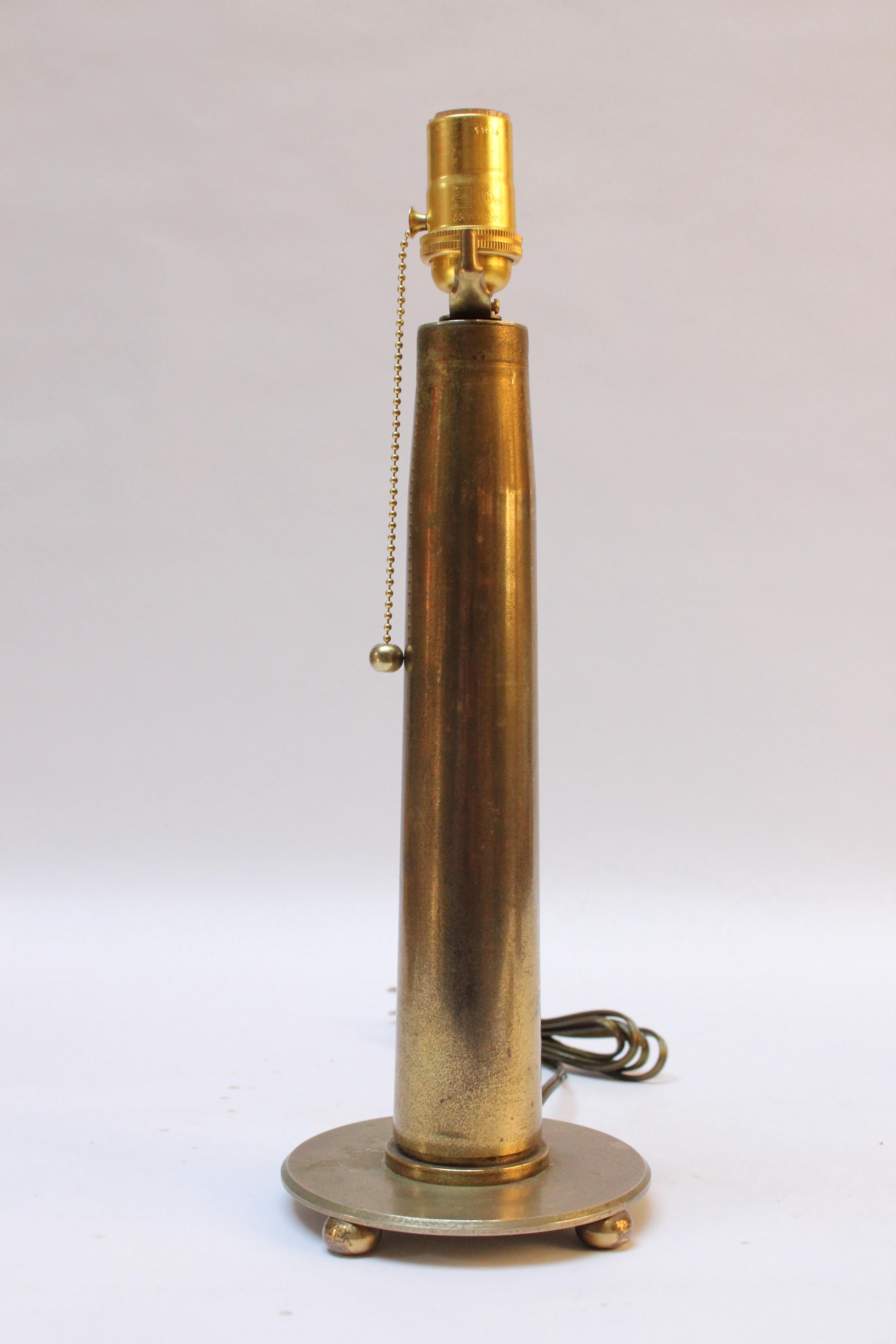 Vintage Artillery Shell Trench-Kunst-Tischlampe aus Messing (amerikanisch) im Angebot