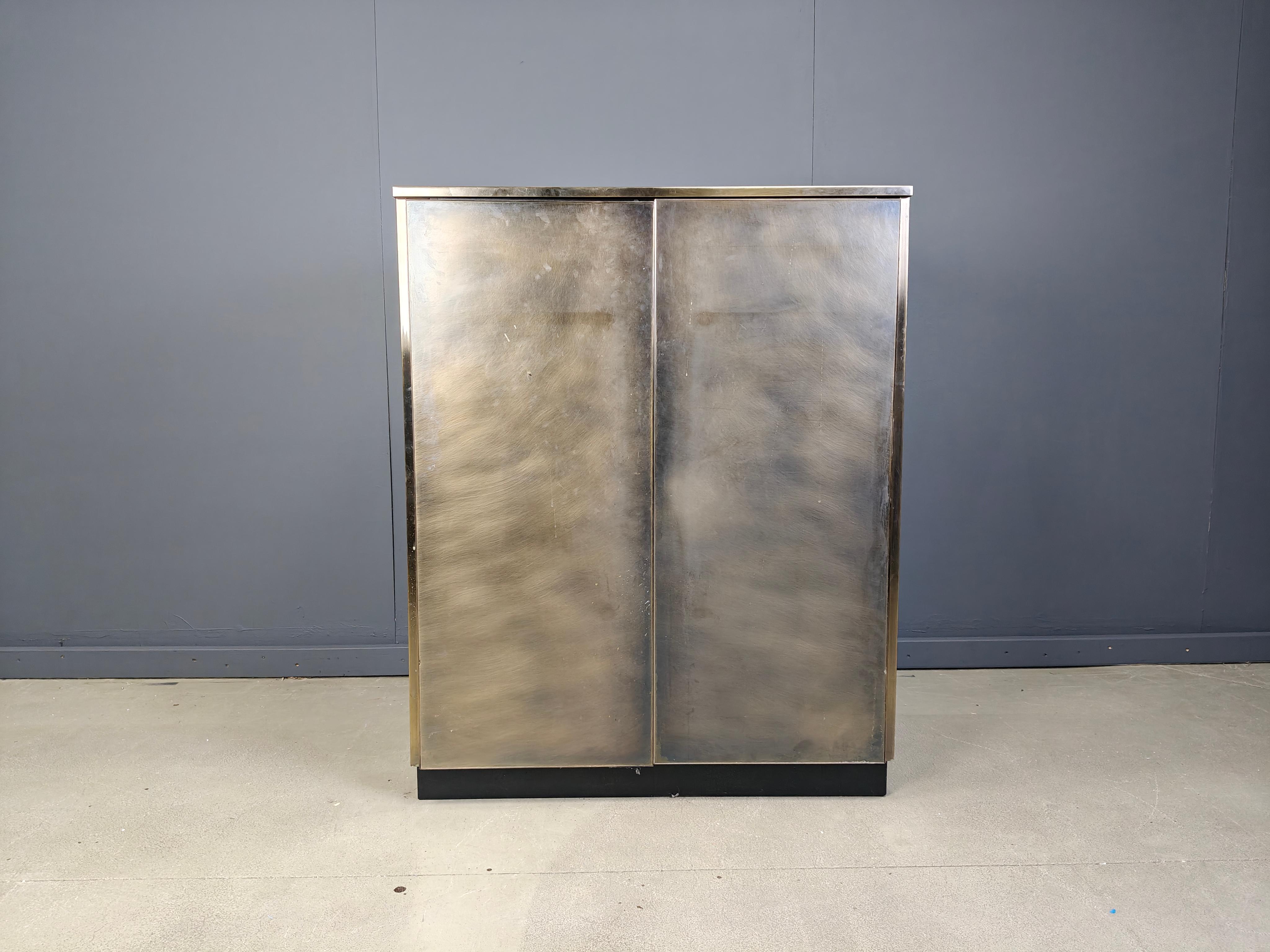 Mueble bar vintage de latón de belgochrom, años 80 en venta 3