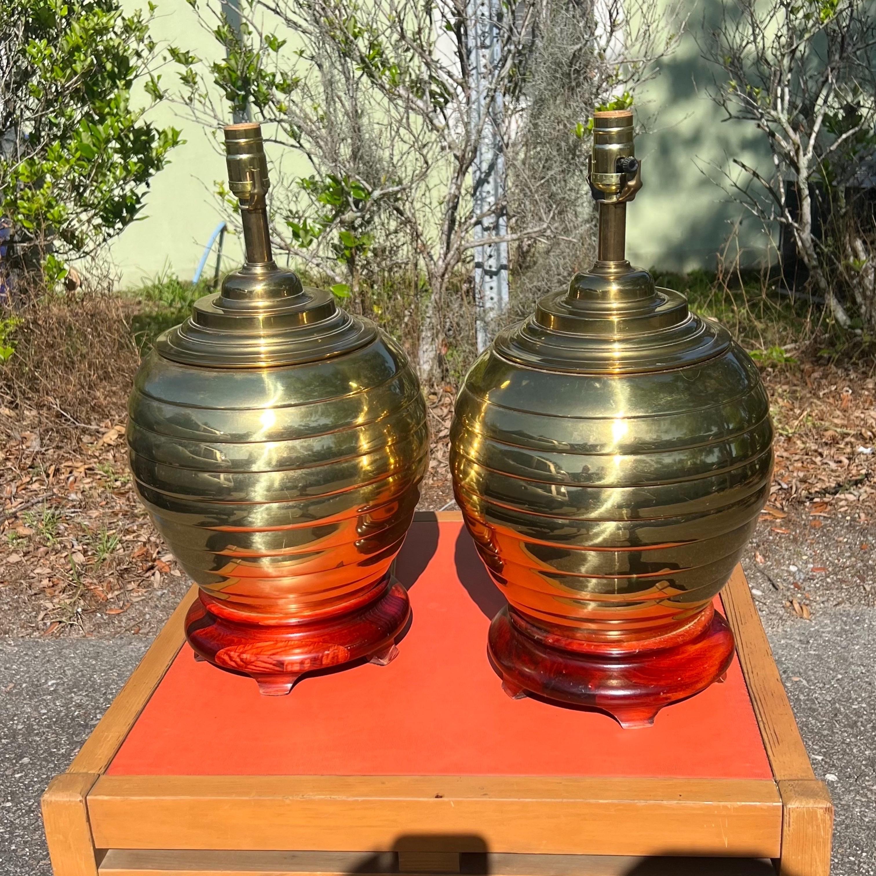 Chinoiserie Vintage Brass Beehive Ginger Jar Lamps on Wooden Bases, a Pair