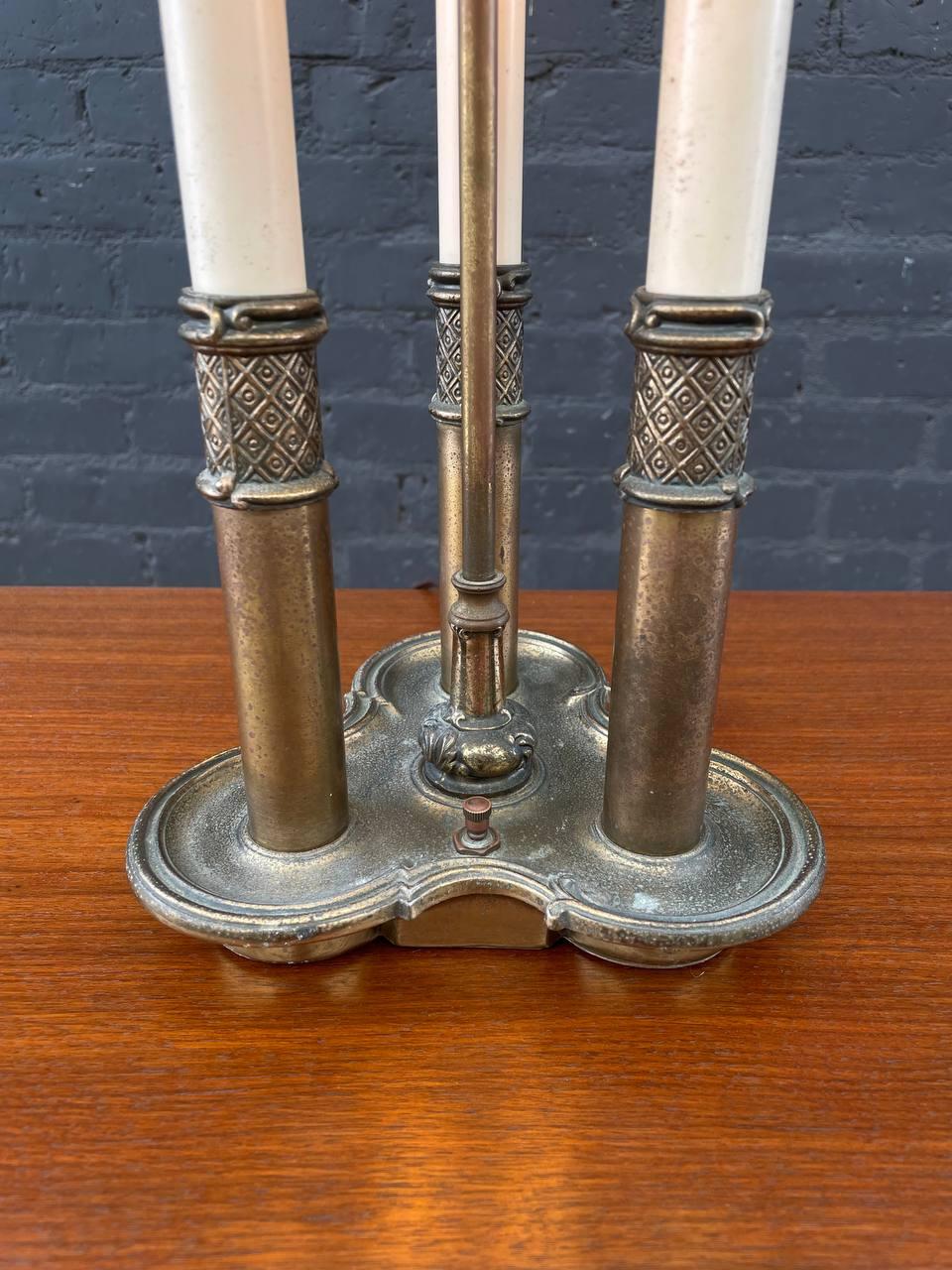 Lampe de table vintage en laiton Bouillotte style chandelier par Stiffel en vente 1