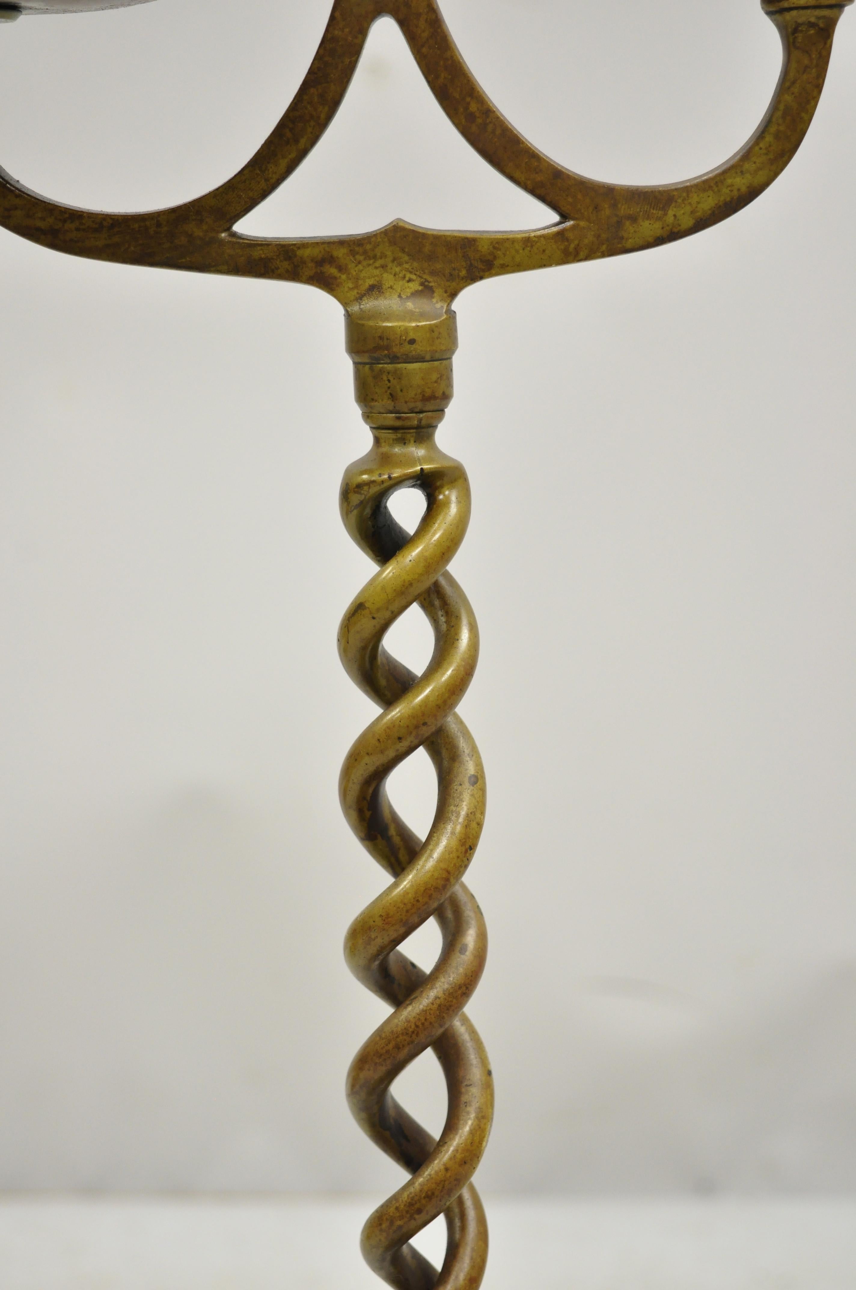 Vintage Brass Bronze Medieval Knight Figural Smoking Stand Ashtray Spiral Column In Good Condition In Philadelphia, PA