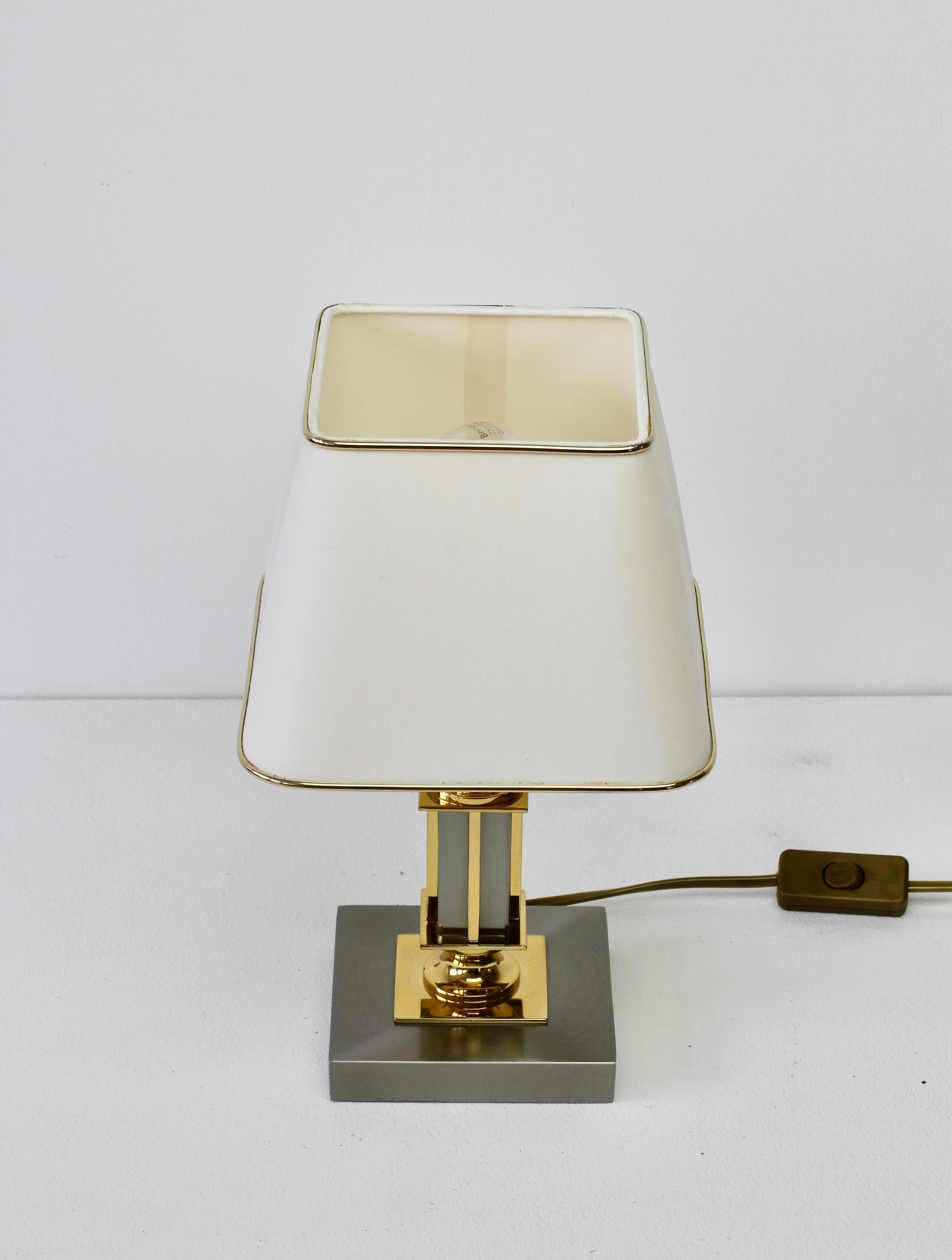 Lampe de bureau vintage en laiton et acier brossé de style Maison Jansen, vers 1980 en vente 5