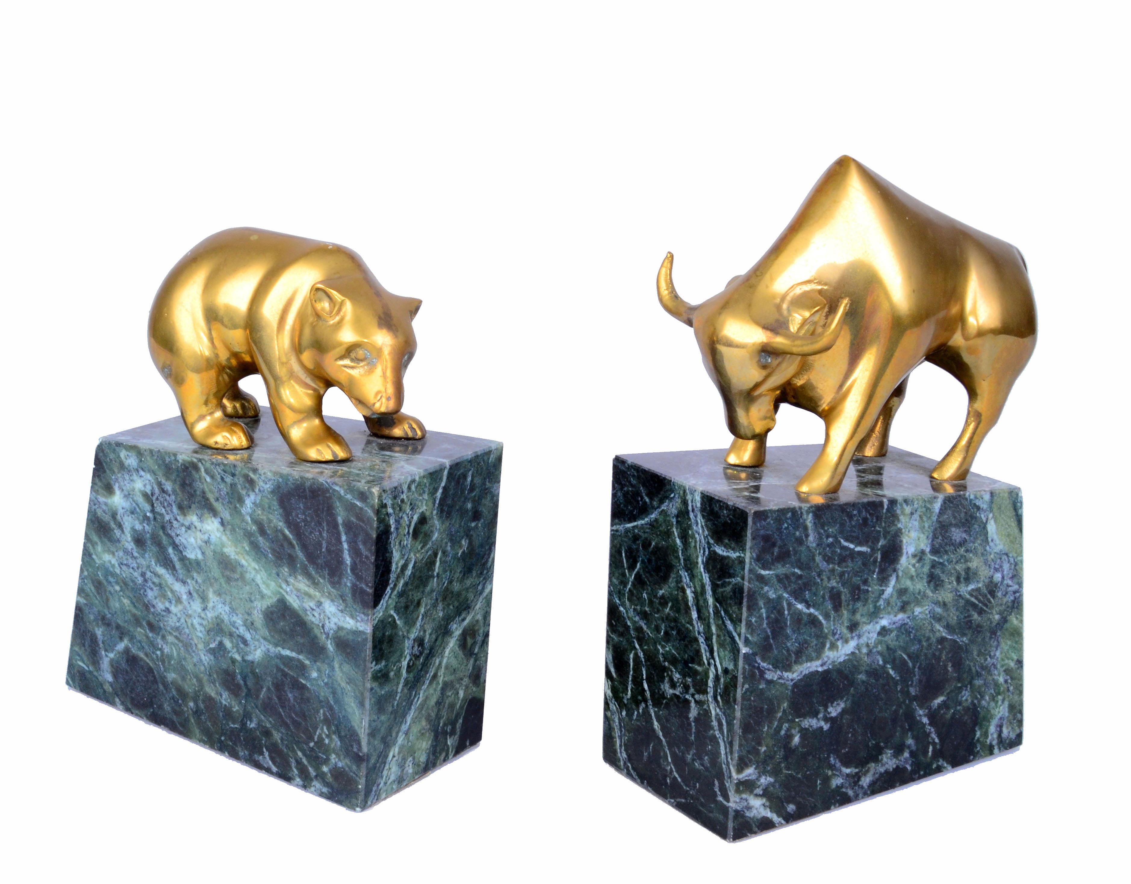 bull bookends