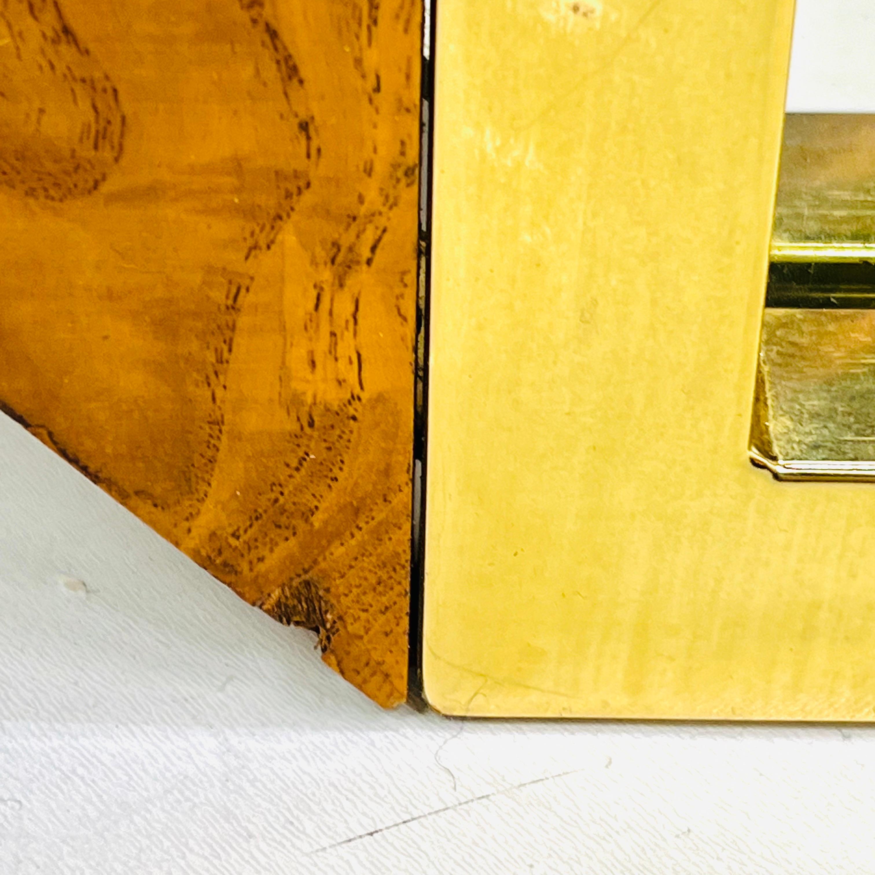 Architectural Brass & Burlwood Architektur-Spiegel im Angebot 7