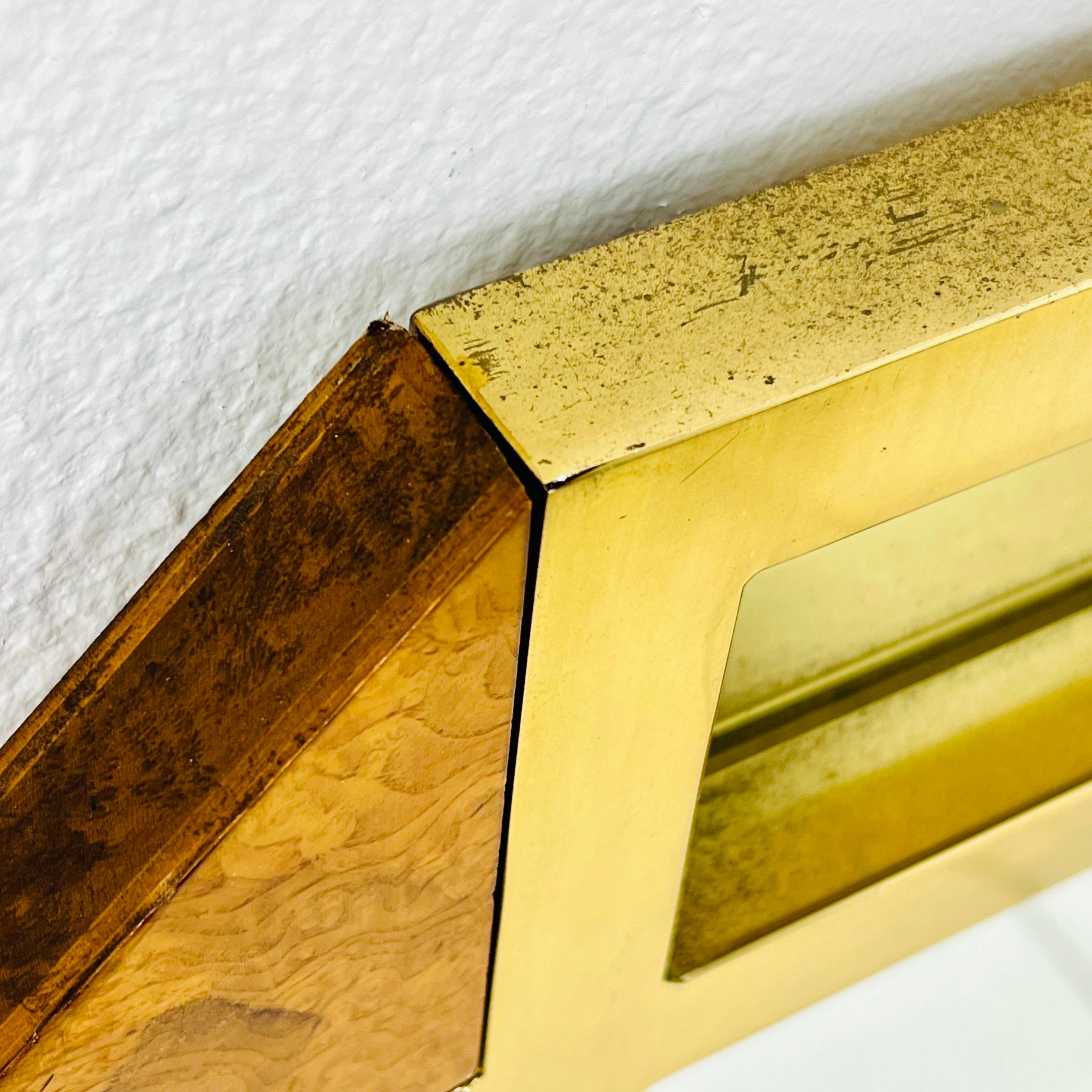 Architectural Brass & Burlwood Architektur-Spiegel im Angebot 9