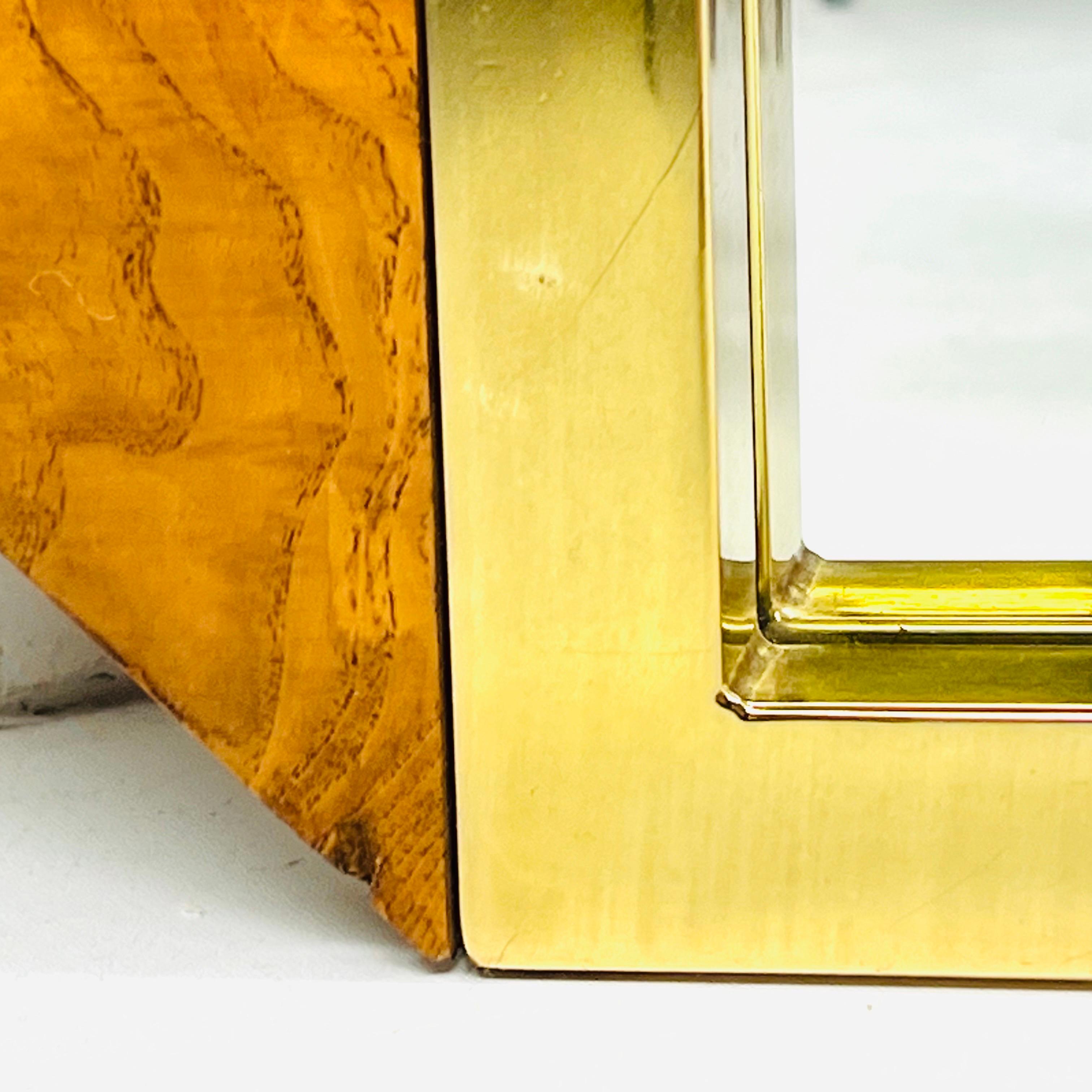 Architectural Brass & Burlwood Architektur-Spiegel im Angebot 10