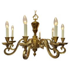 Lustre vintage en laiton à 8 lumières élégant stylehapman