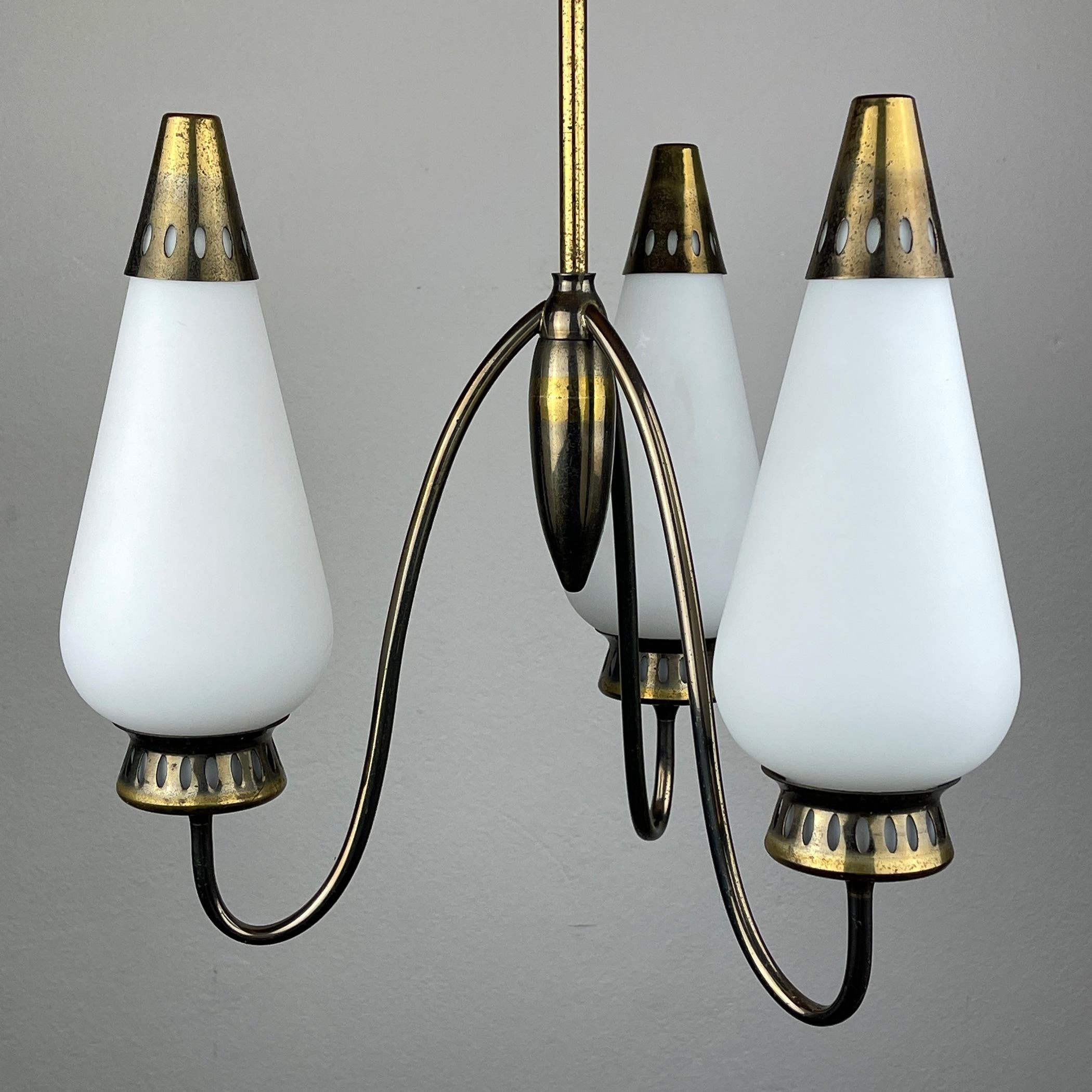 Vintage Brass Chandelier, Italy, 1960s  For Sale 4