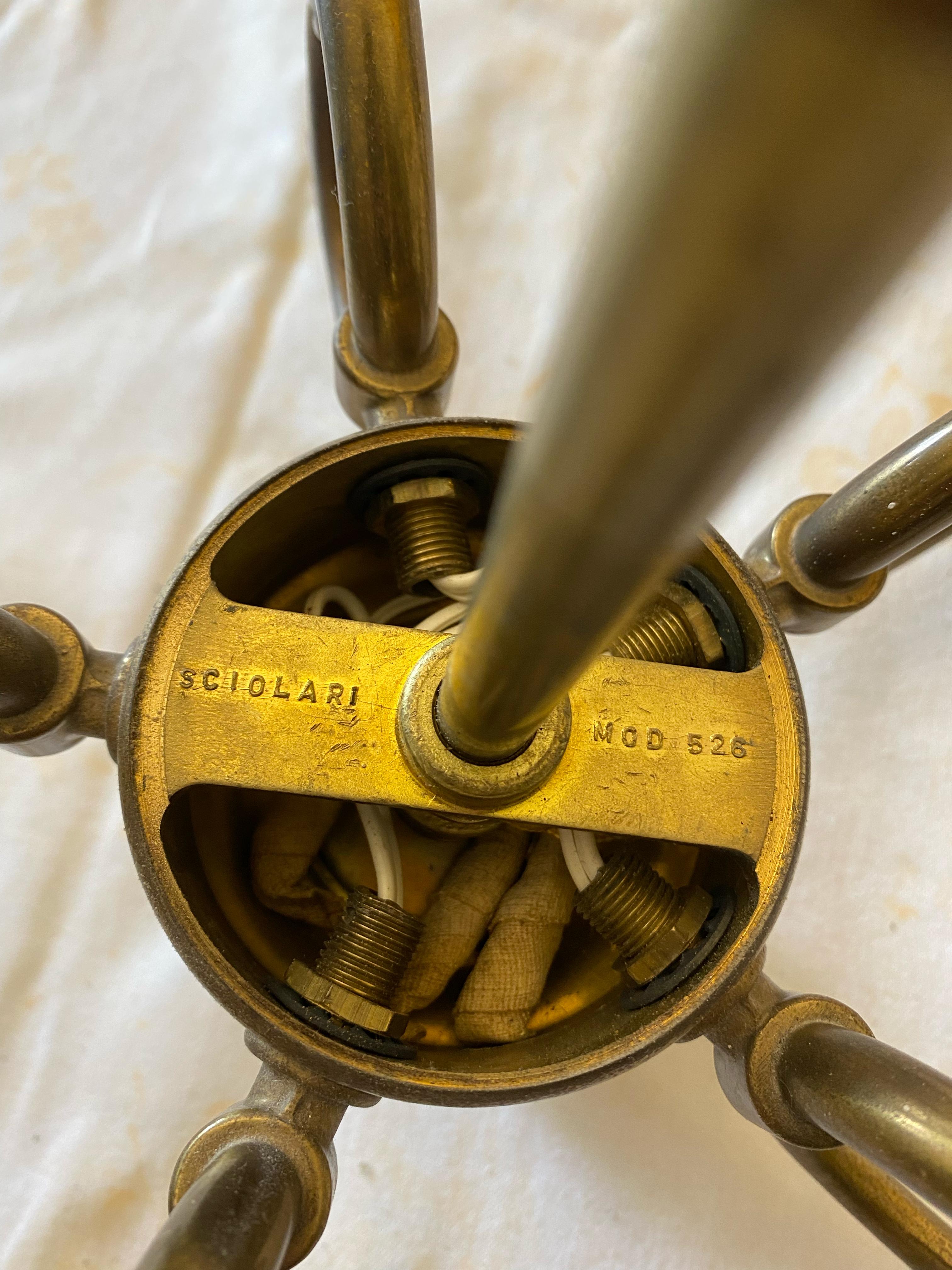 Vintage brass chandelier signed Sciolari, model 526, 1950s For Sale 7