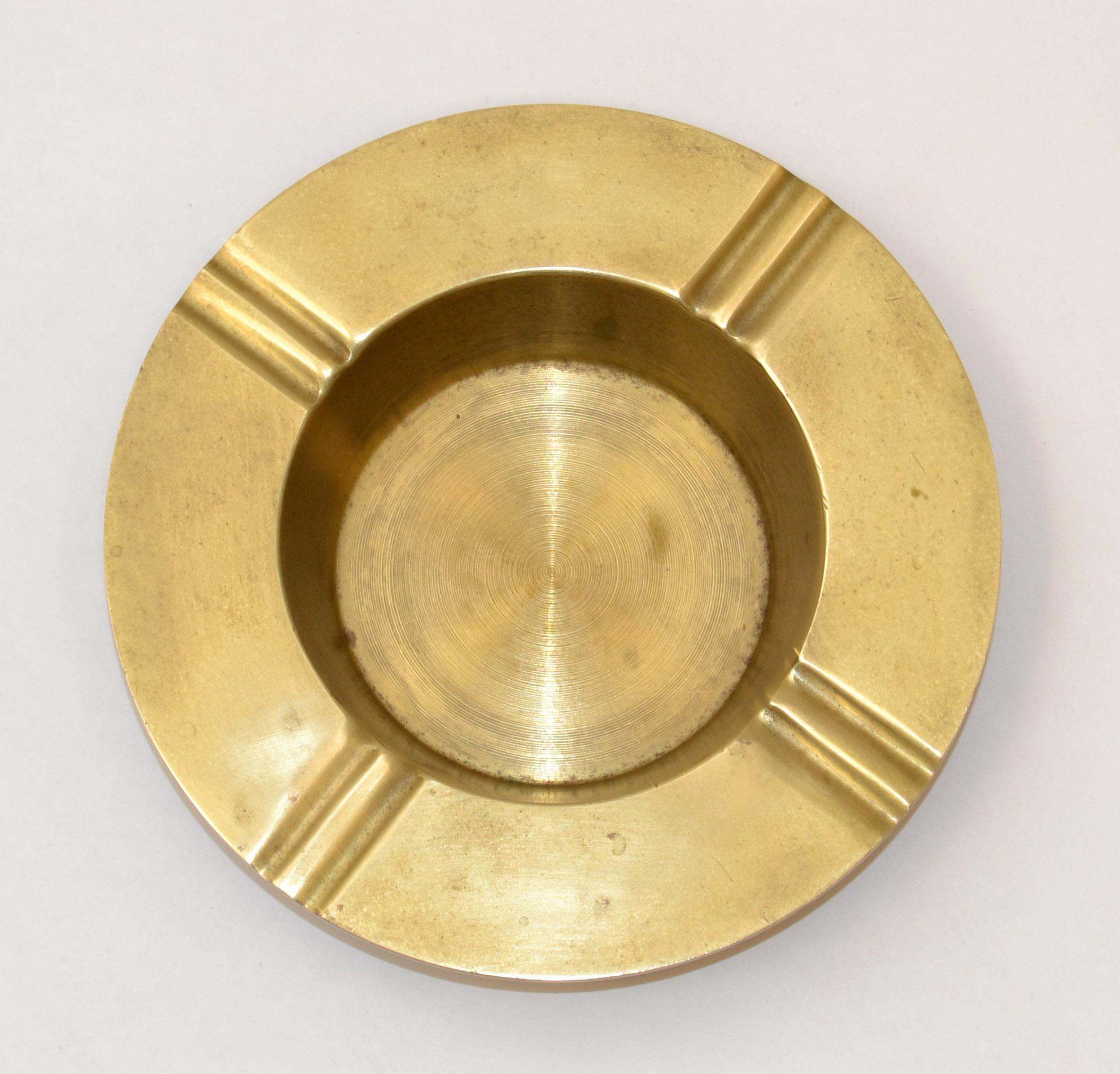 Mid-Century Modern patinated brass ashtray, catchall, vide-poche or Desk Accessories. 
Maked with gold foil label at the base, Made in Taiwan.
In good vintage condition with warm aged patina.
