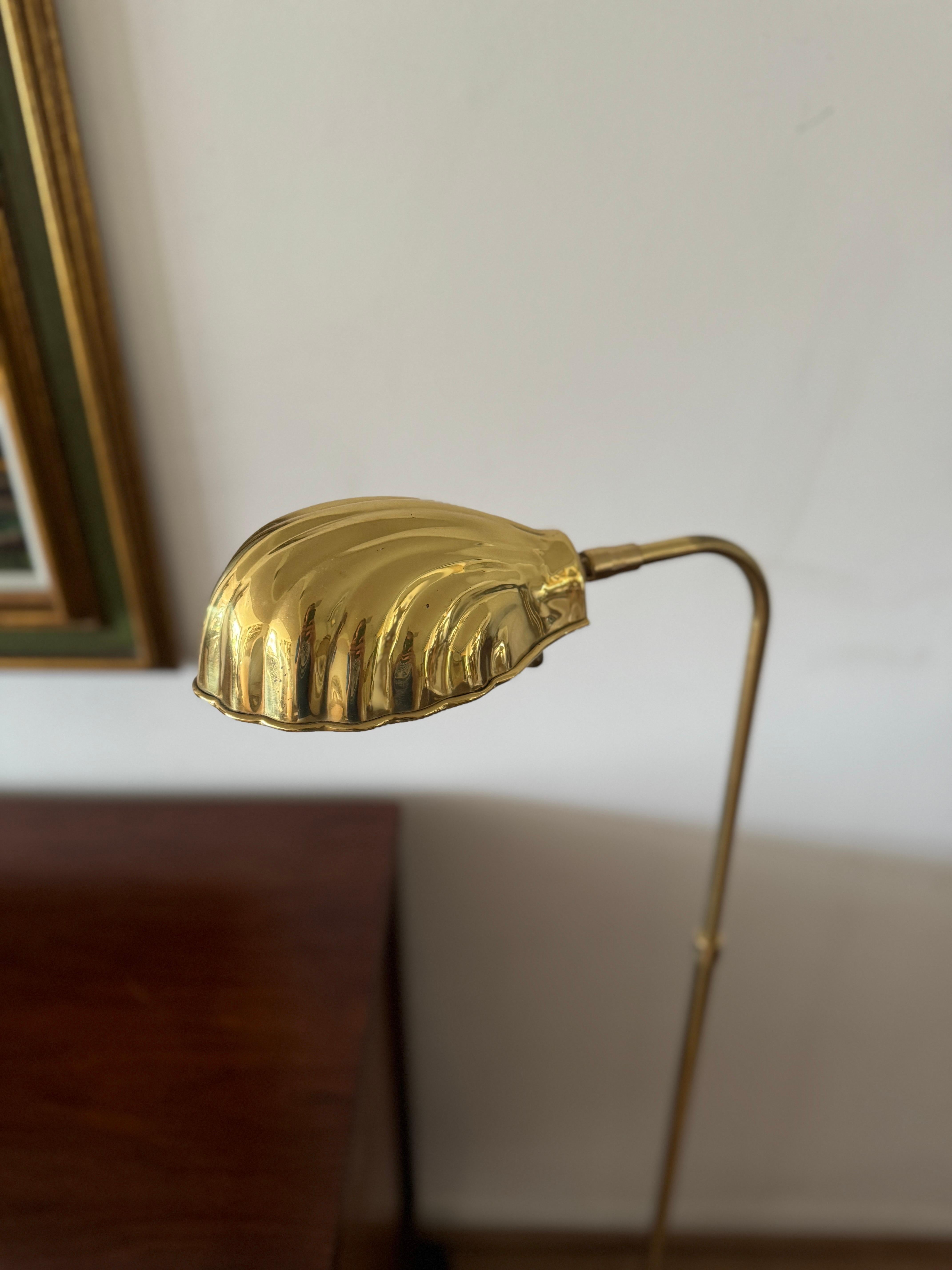 American Vintage Brass Clam Shaped Floor Reading Lamp For Sale