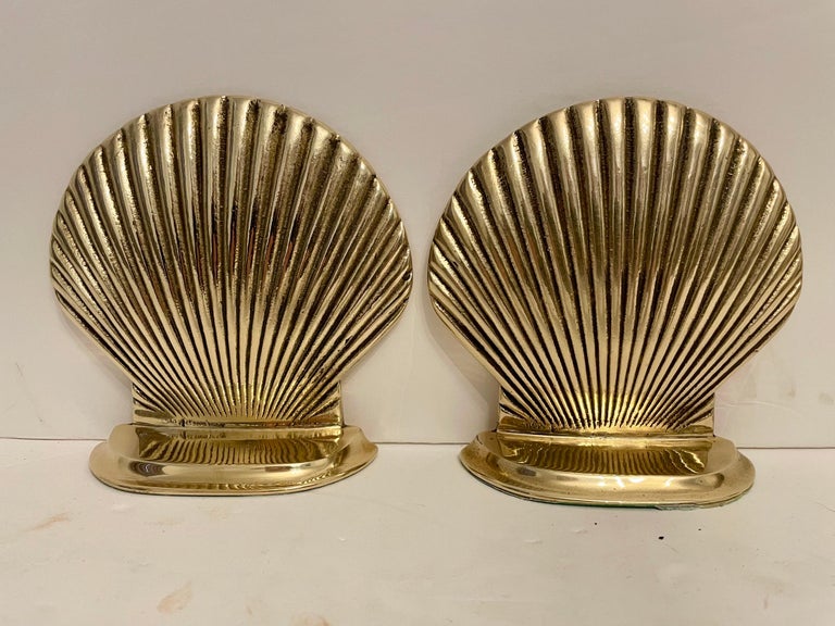 Vintage Brass Clam Shell Seashell Bookends For Sale at 1stDibs