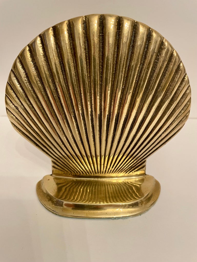 Vintage Brass Clam Shell Seashell Bookends For Sale at 1stDibs