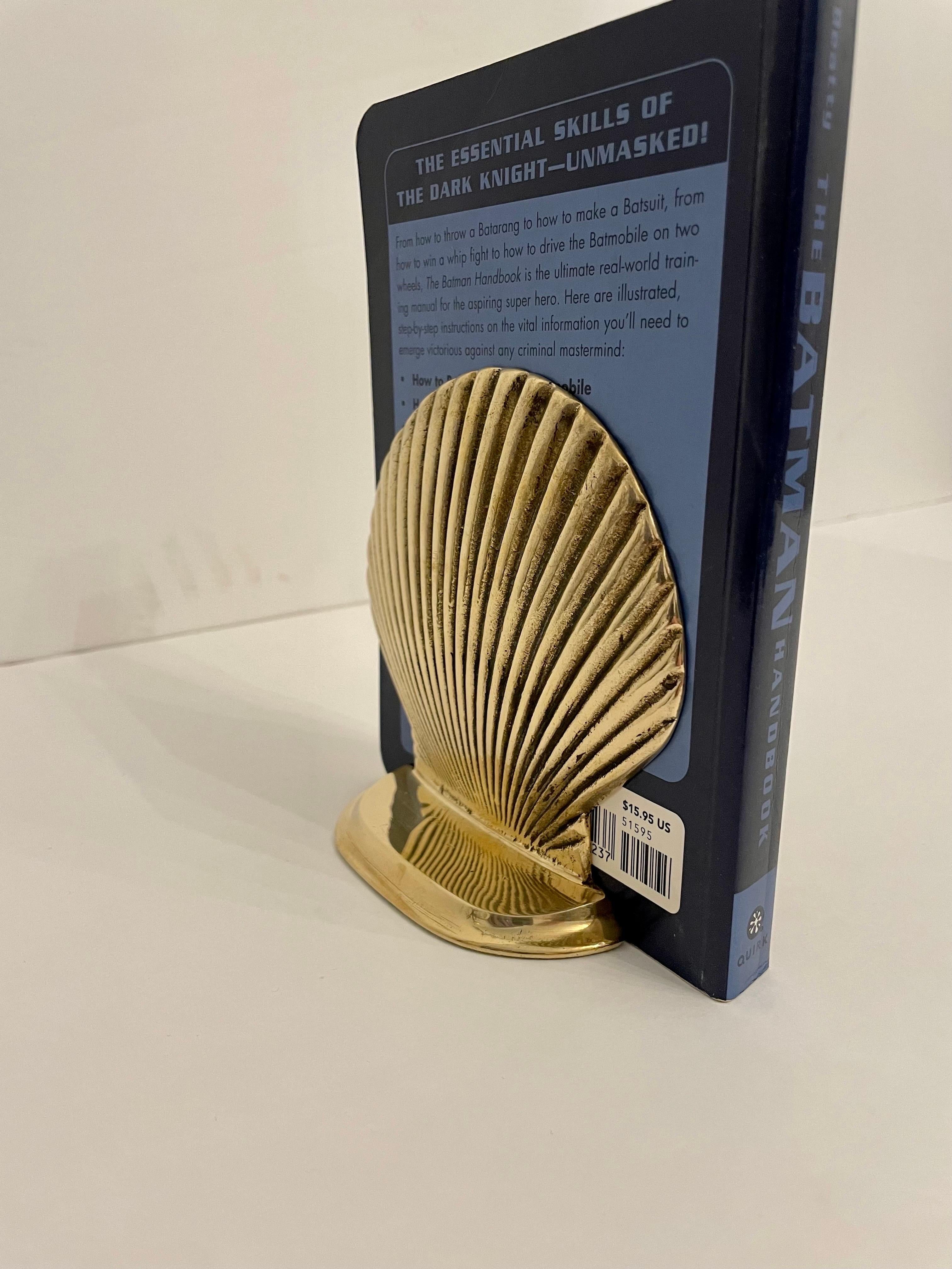 Cast Vintage Brass Clam Shell Seashell Bookends For Sale