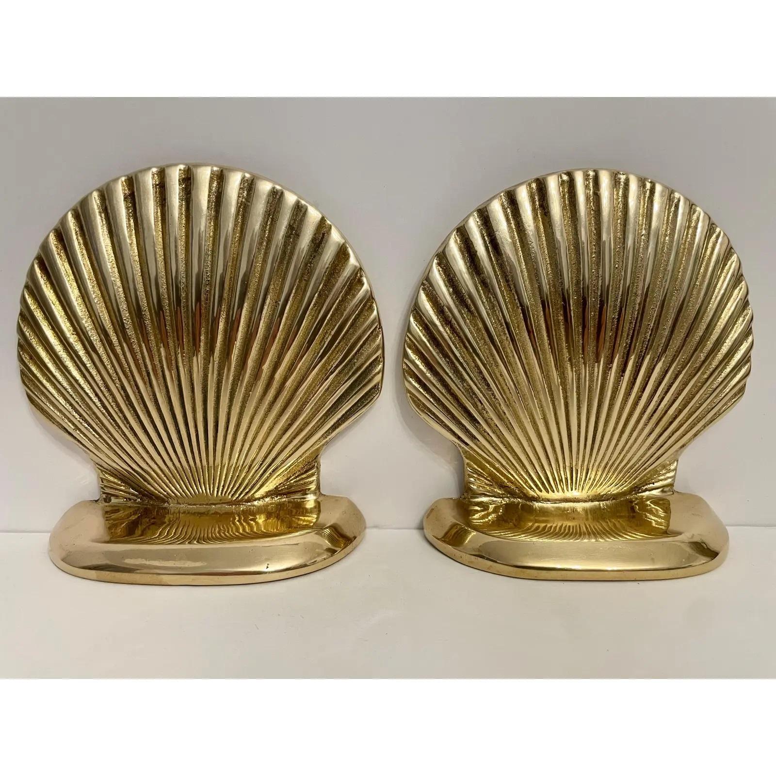 Hollywood Regency Vintage Brass Clam Shell Seashell Bookends