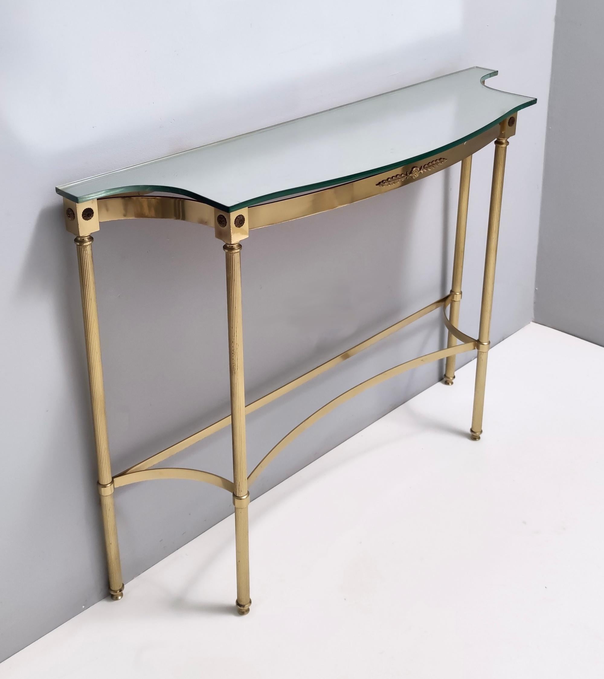 Mid-20th Century Vintage Brass Console Table with a Mirrored Top, Italy