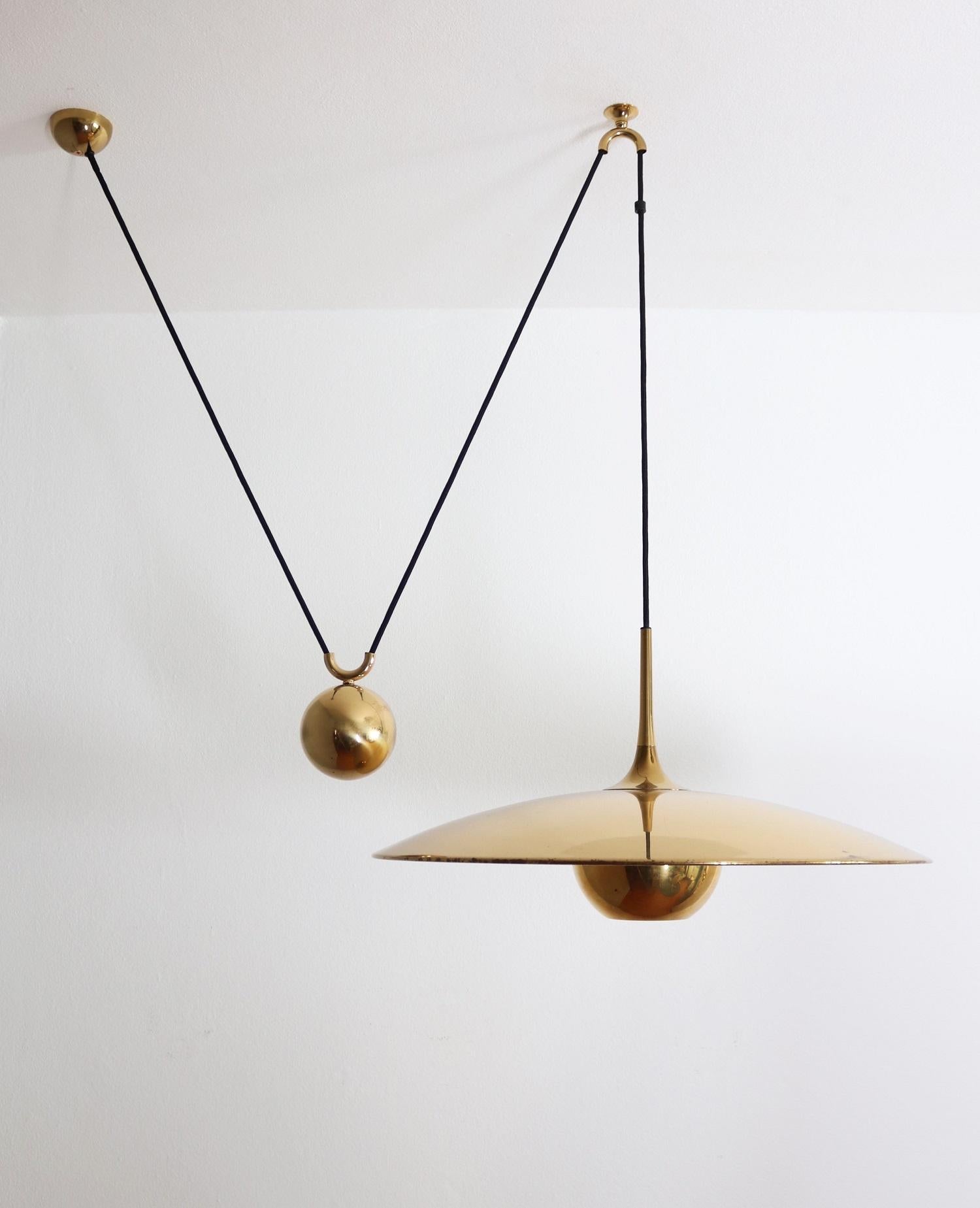 Vintage Brass Counterweight Pendant Light Onus 55 by Florian Schulz, 1970s 12