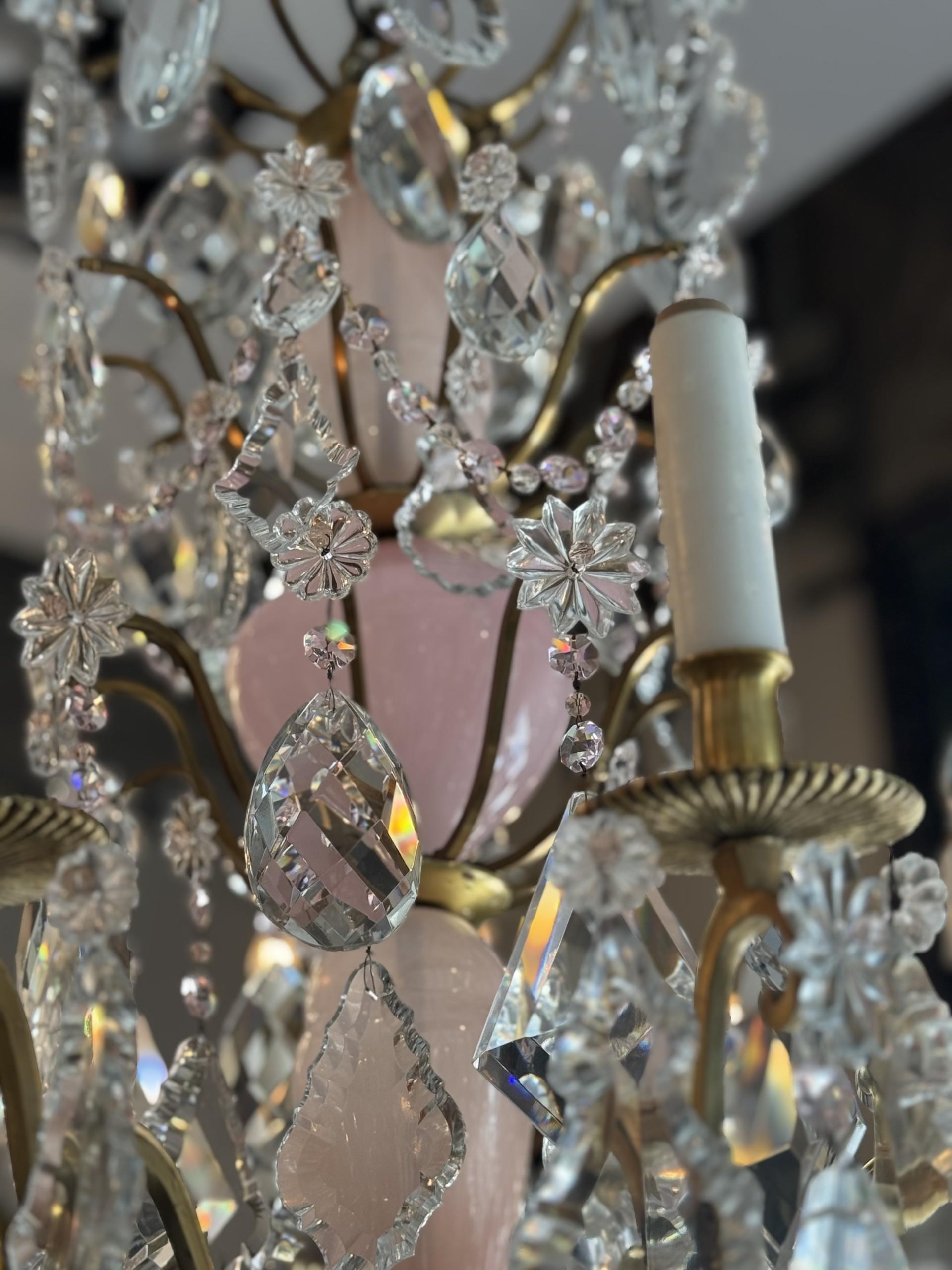 Européen Lustre en cristal de laiton vintage en vente