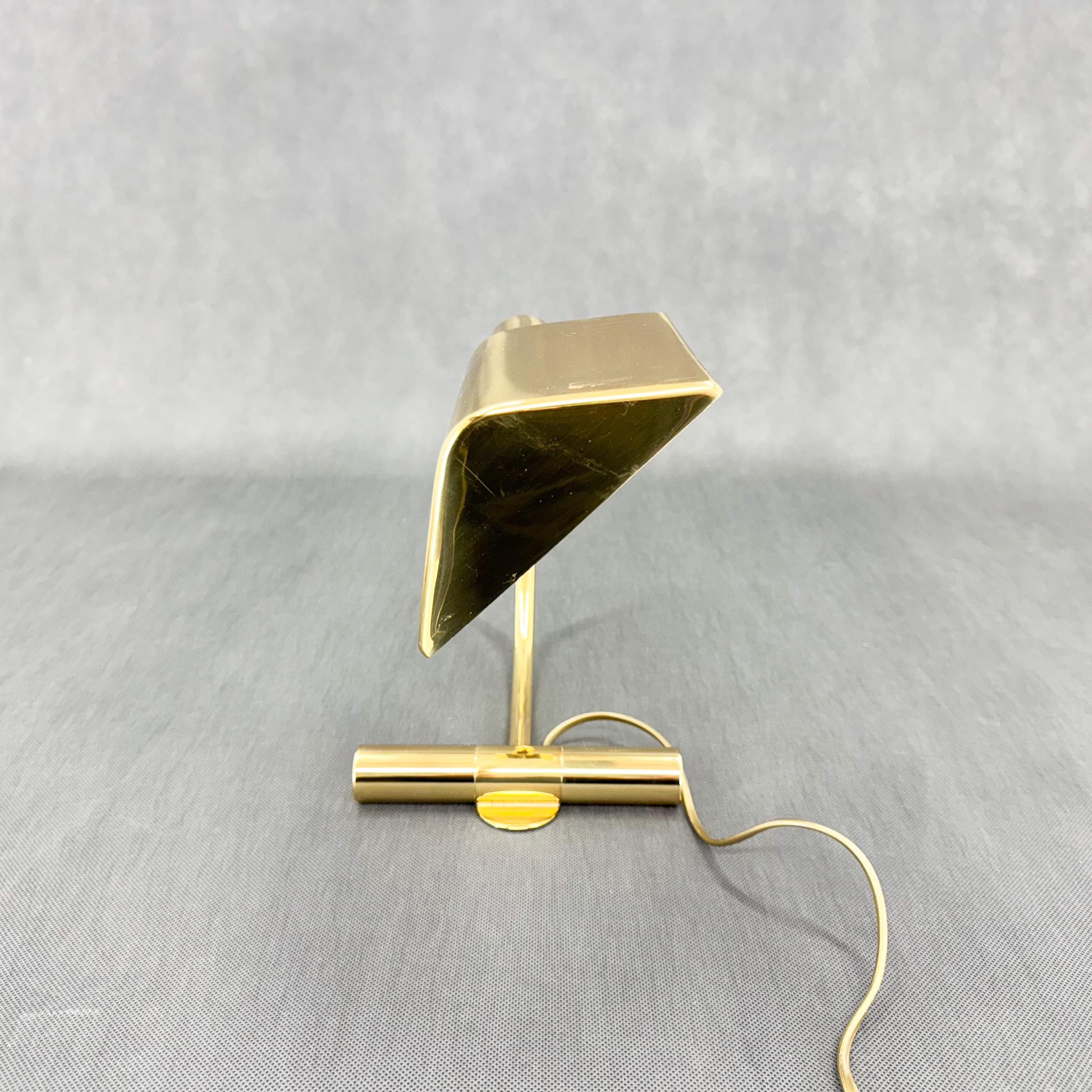 Vintage Brass Desk Lamp, 1970's In Good Condition For Sale In Praha, CZ