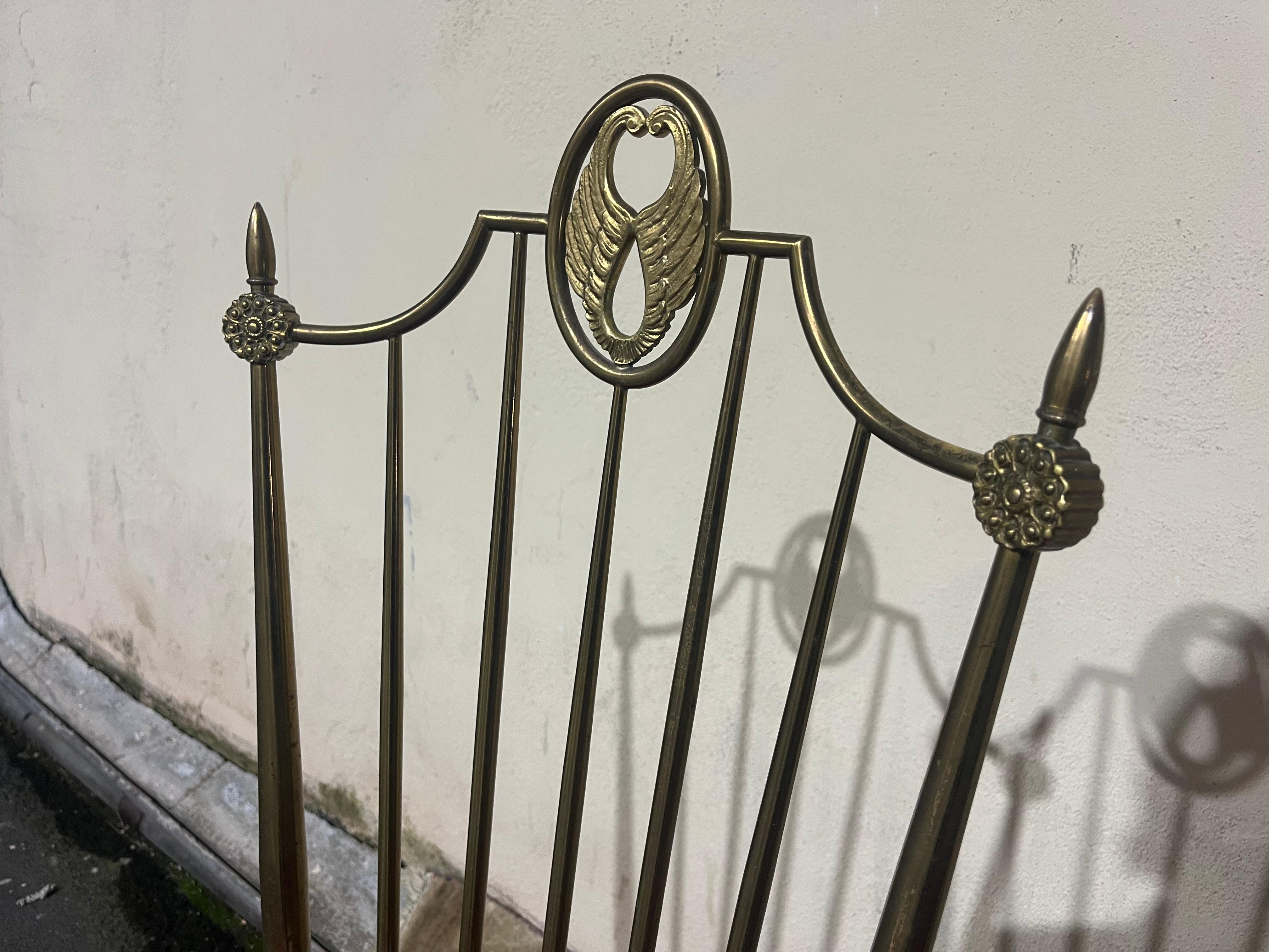 Sillas de comedor vintage de latón de Chiavari, Italia, años 50 Mid-20th Century en venta