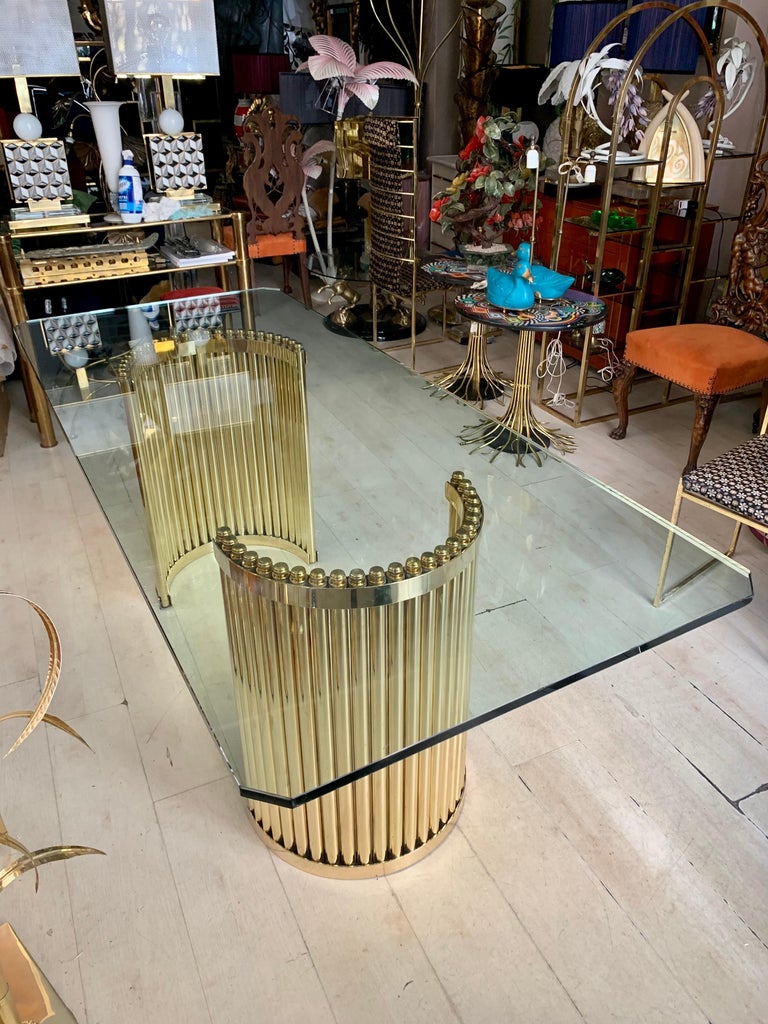 Tavolo da pranzo in ottone vintage con piano in cristallo, anni