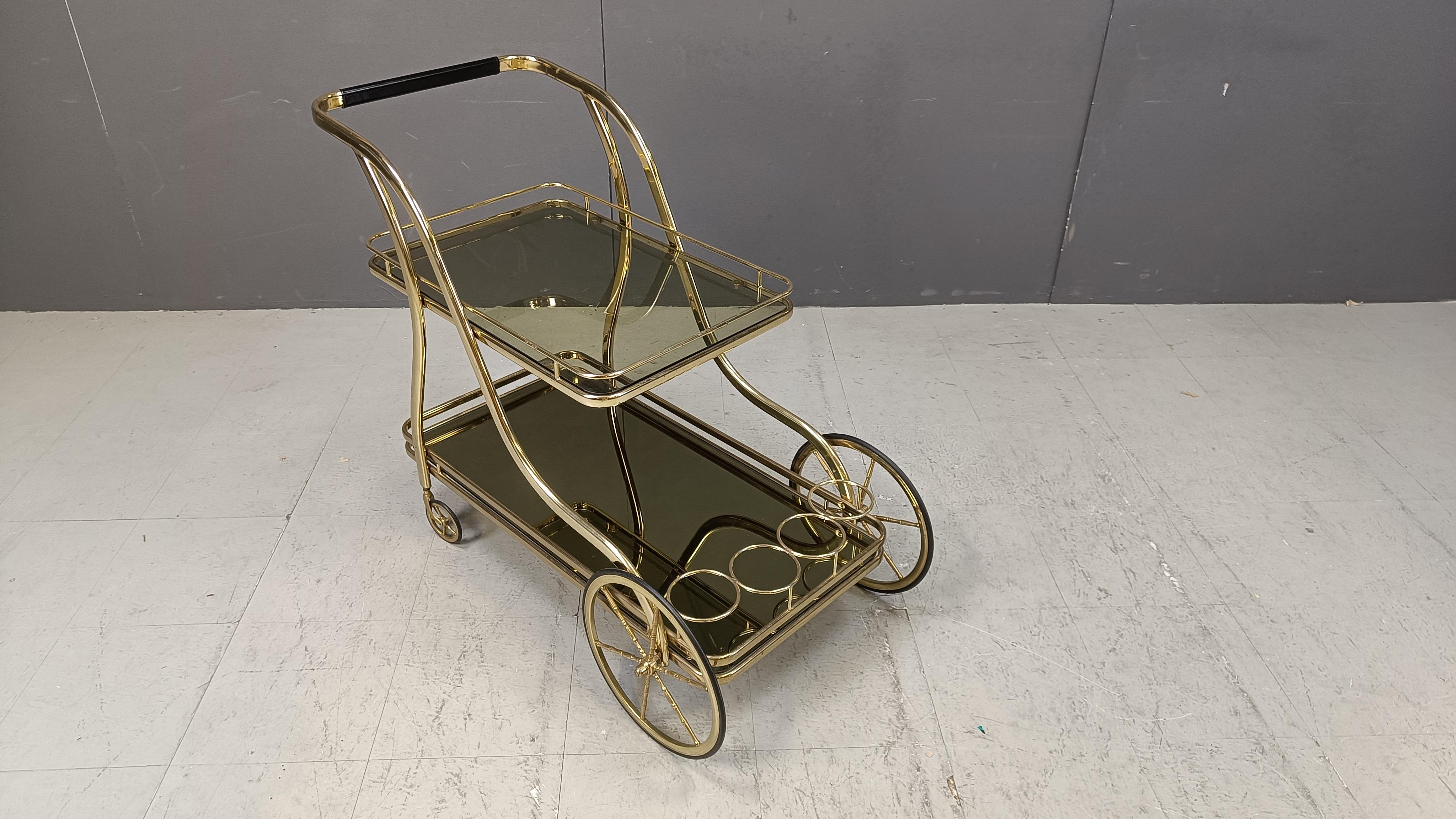 Néoclassique Chariot pour boissons vintage en laiton, années 1970 en vente