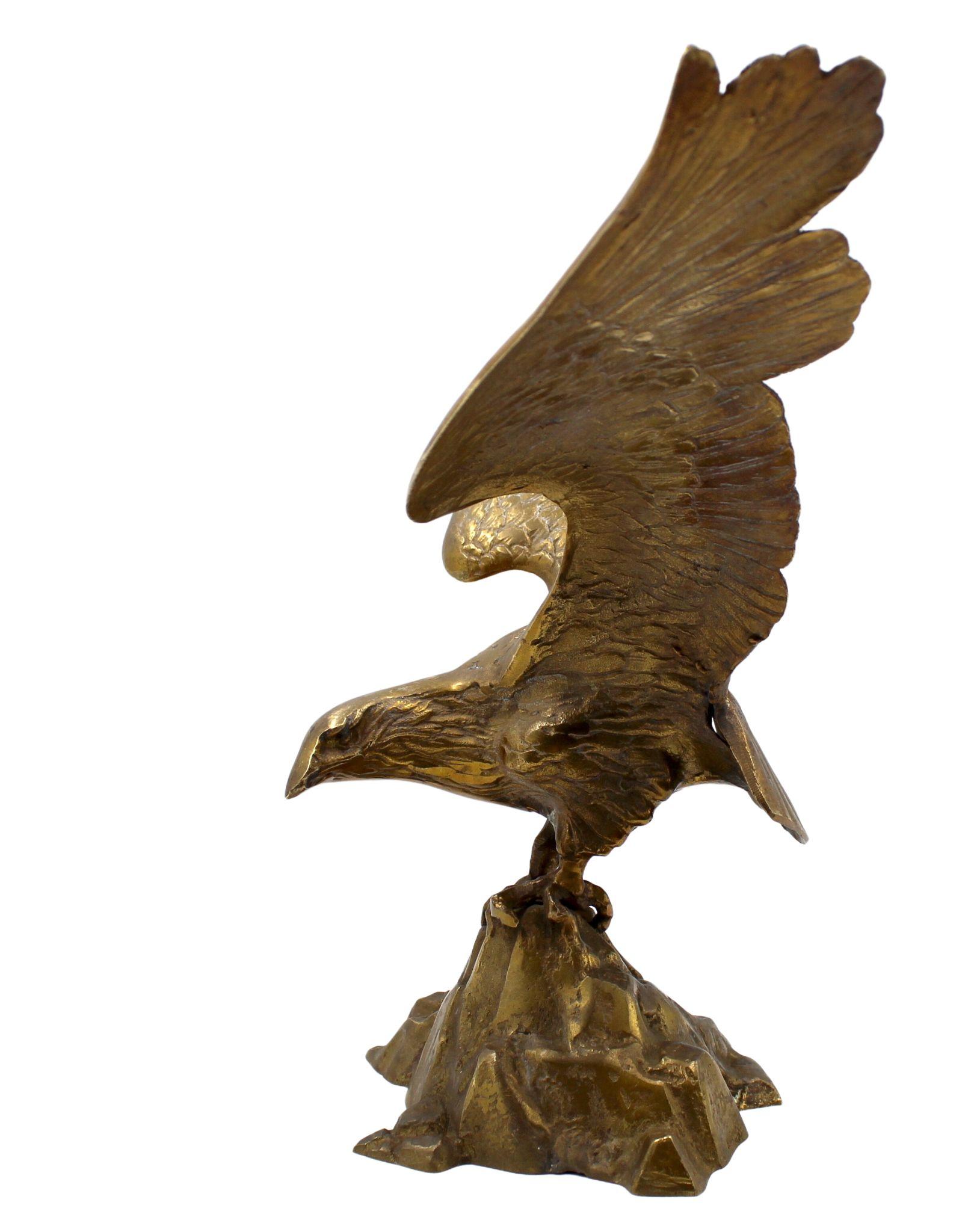 Vintage- Adler auf Felsen aus Messing, ca. 1960er Jahre (amerikanisch) im Angebot