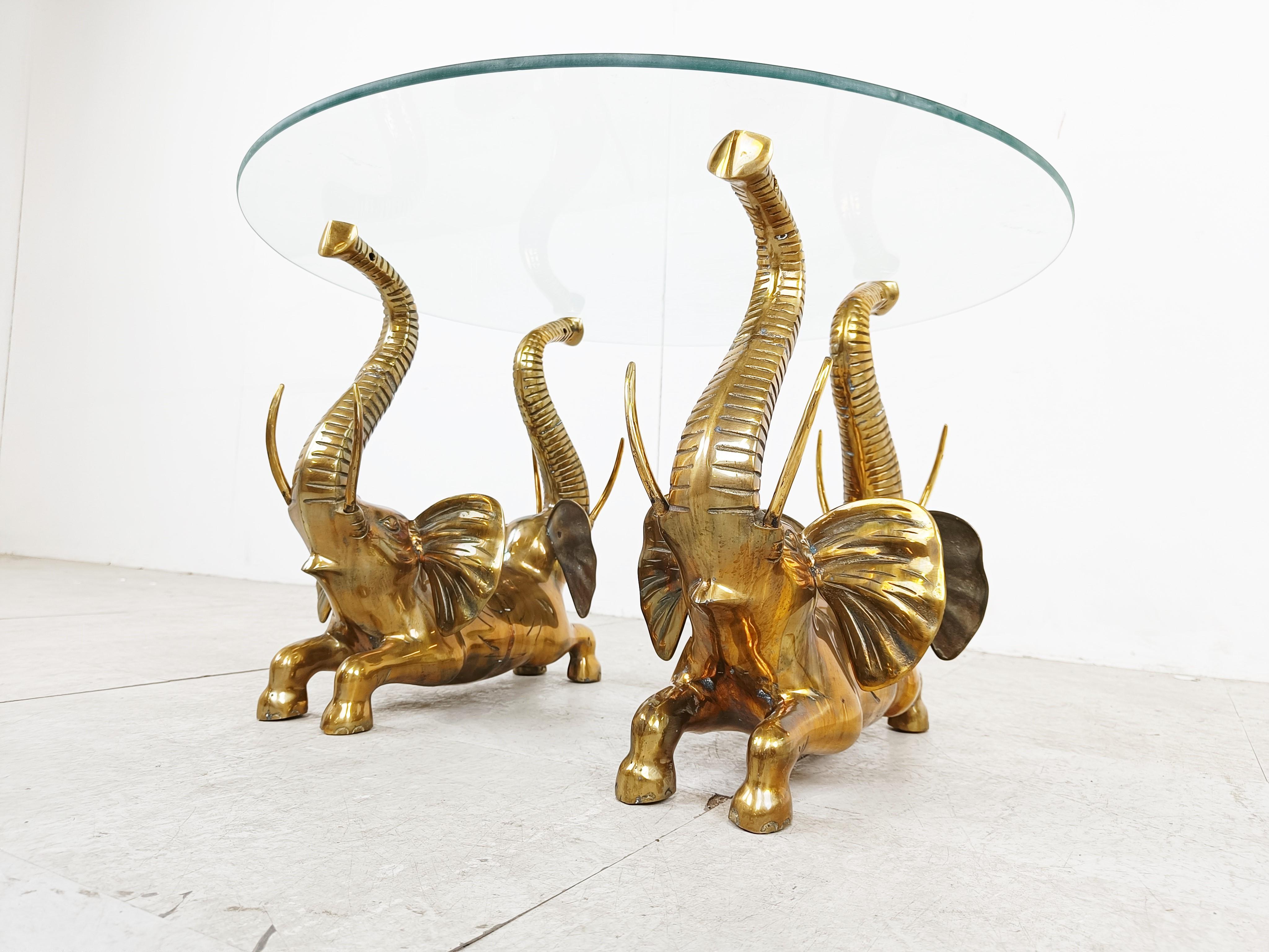Table basse éléphant vintage en laiton, 1970 en vente 3