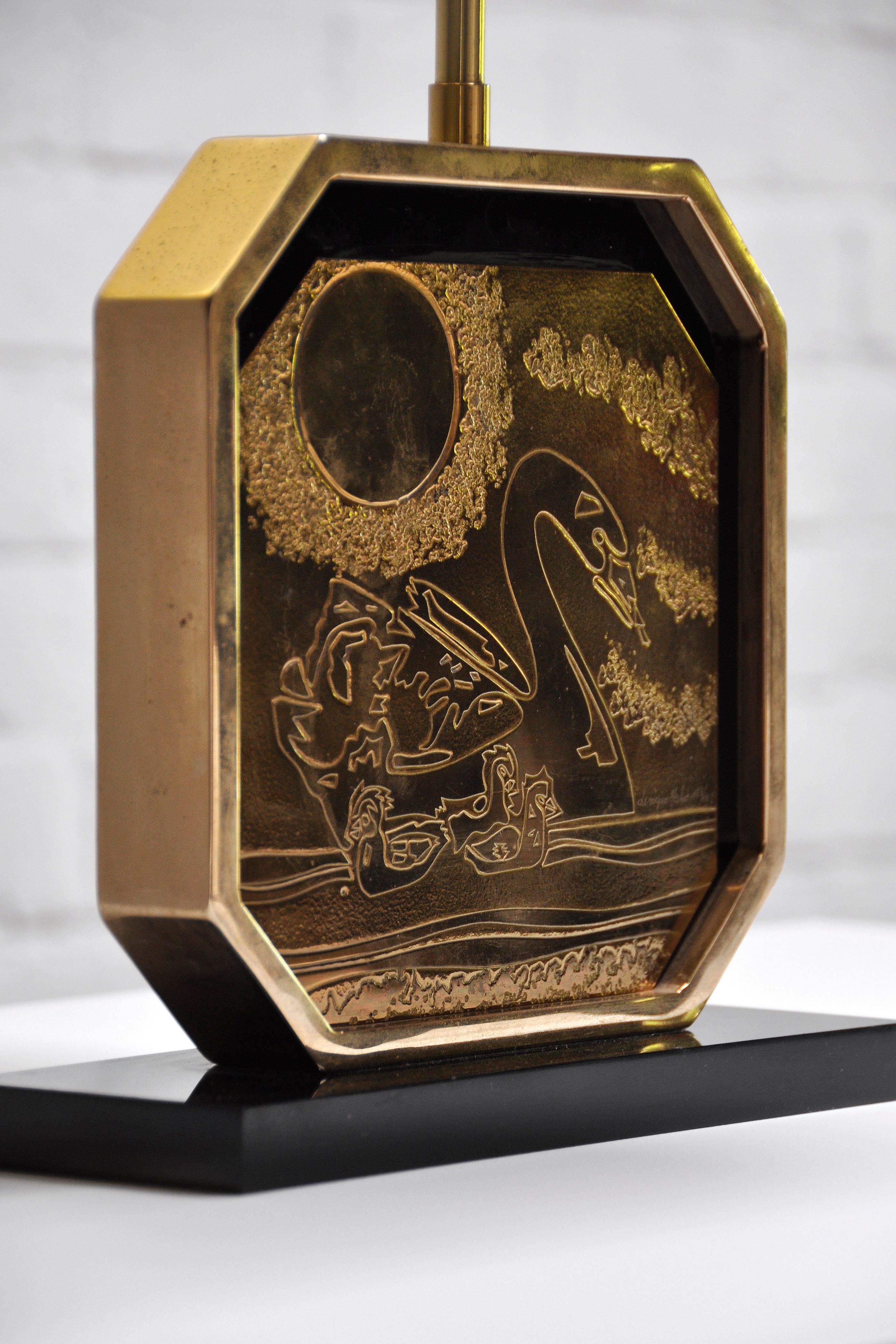 Tischlampe aus geätztem Messing, 23 Karat Gold, von Georges Mathias, Belgien (Brutalismus) im Angebot