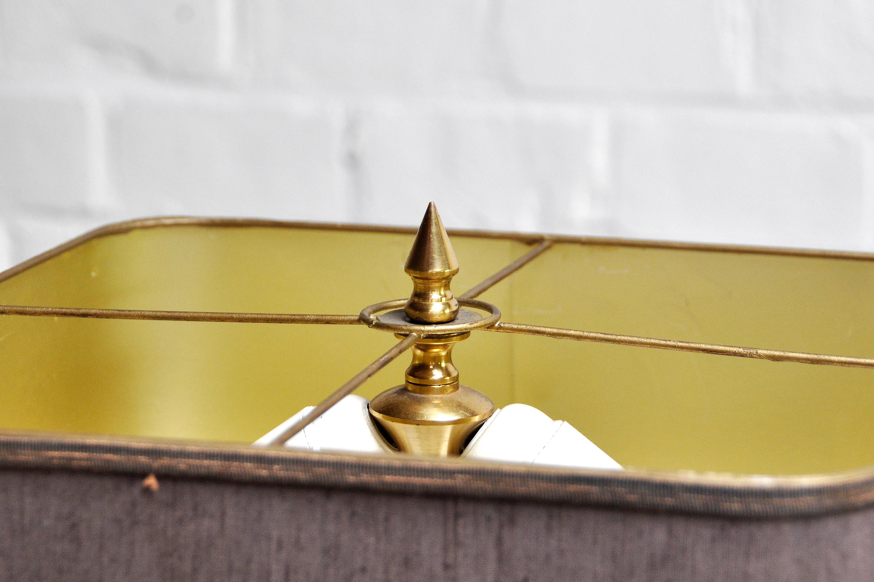 Vintage Brass Etched 23CT Gold Table Lamp by Georges Mathias, Belgium In Good Condition For Sale In Zwijndrecht, Antwerp
