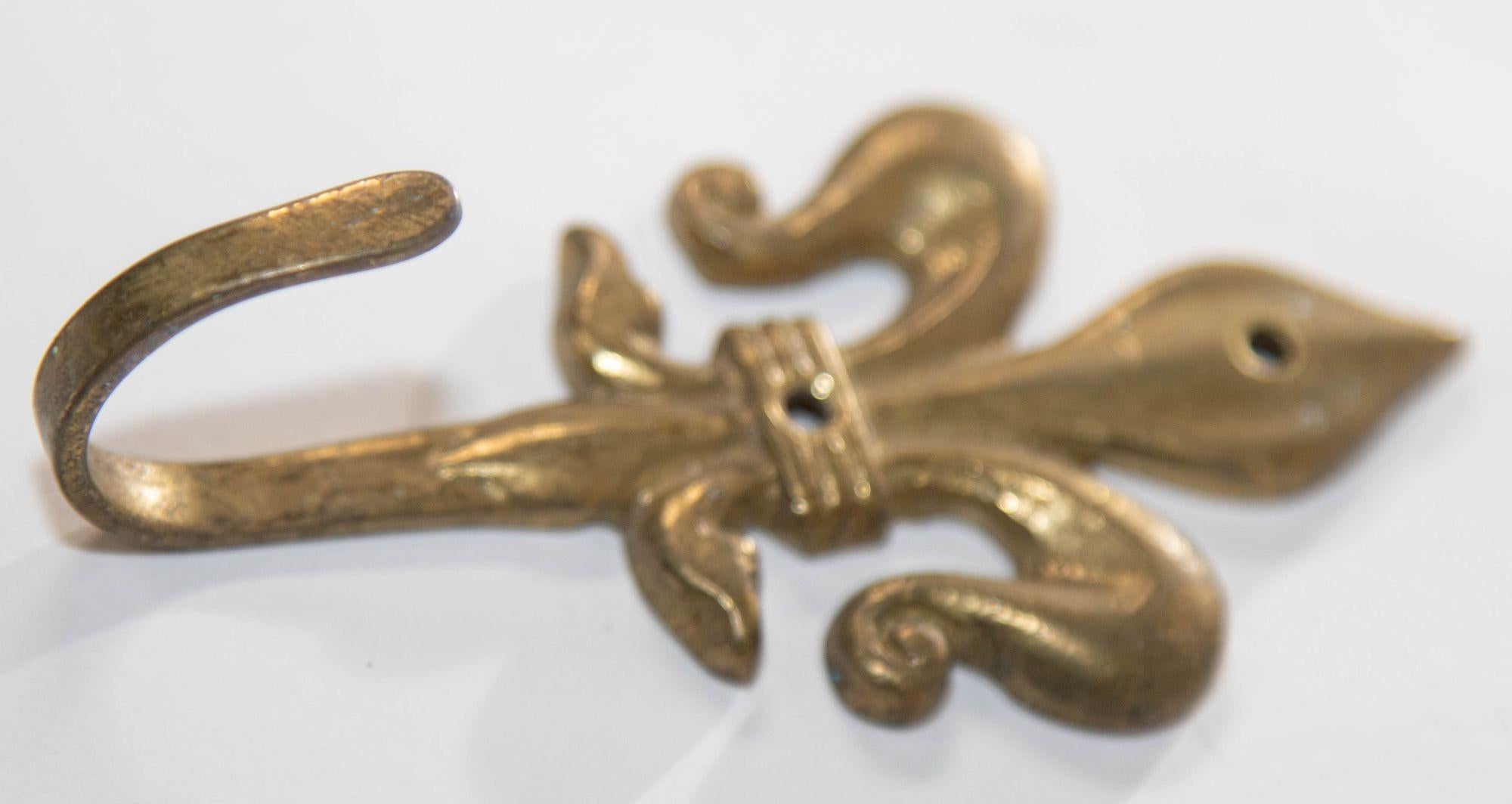 Louis XIV Vintage Brass Fleur De Lis Wall Mount Hook French Fleur De Lys Wall Hook