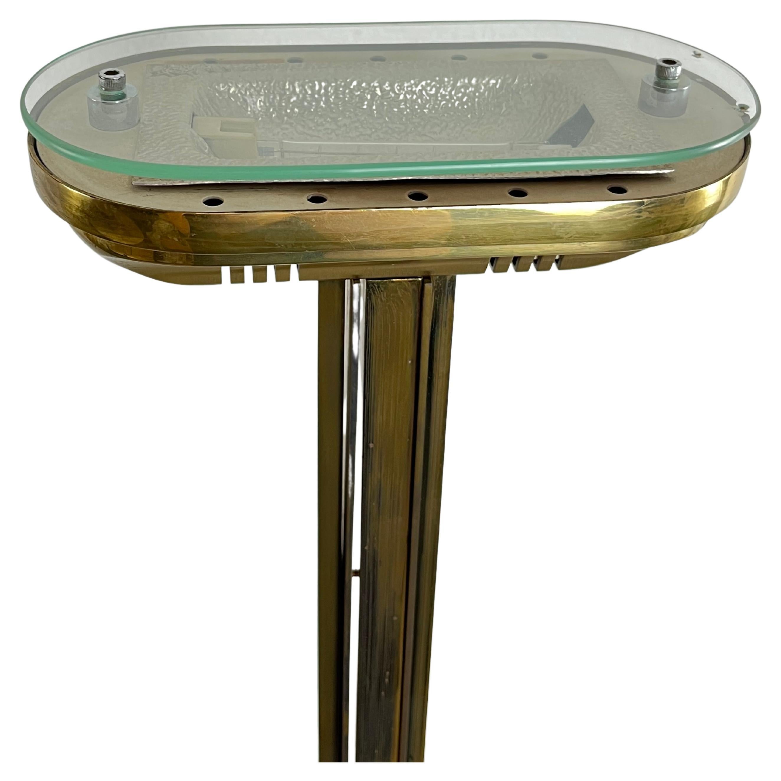 Vintage-Stehlampe aus Messing, italienisches Design, 1980er Jahre im Angebot