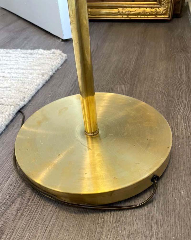 Vintage Brass Floor Lamps, a Pair In Good Condition In Wichita, KS