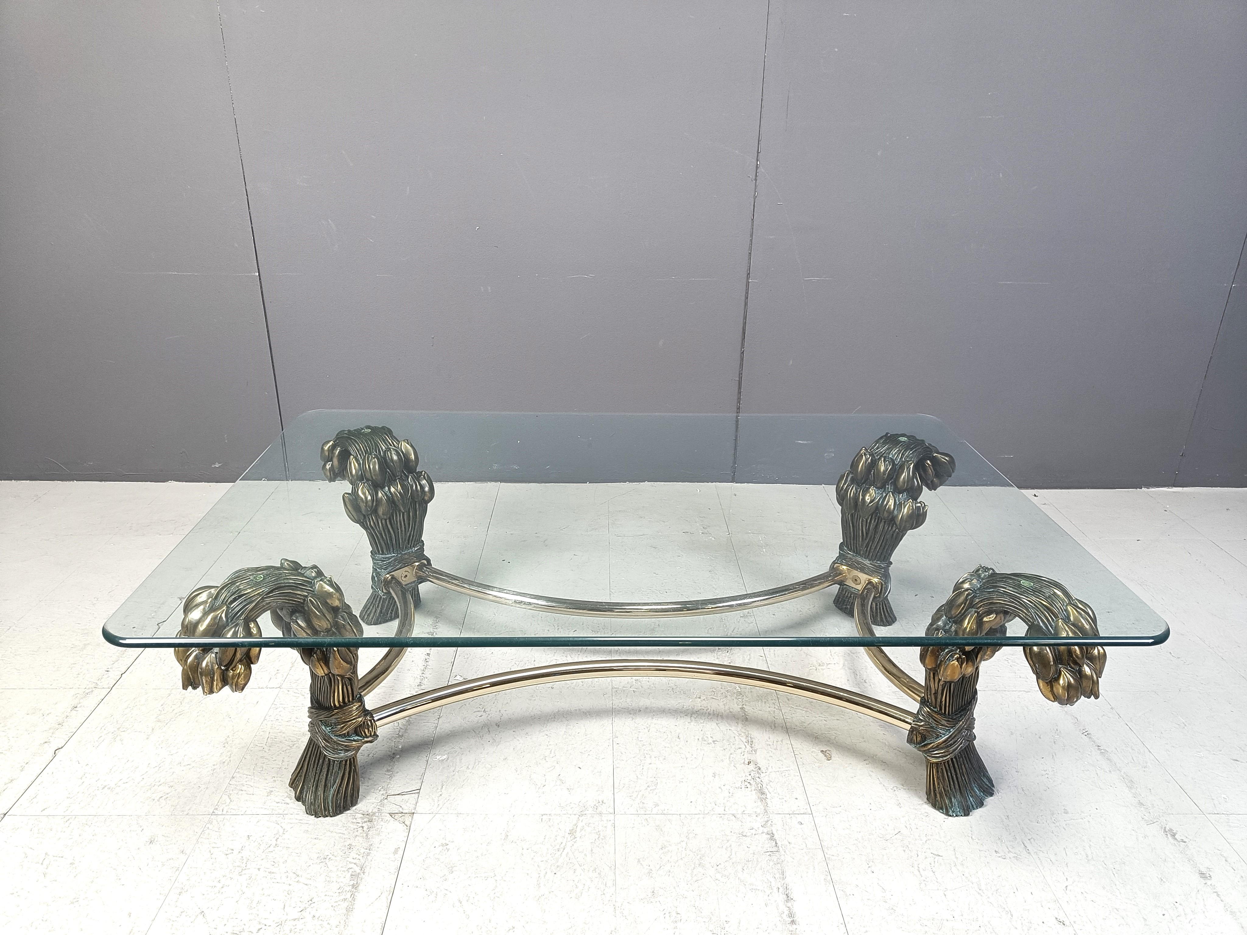 Hollywood Regency Vintage brass flower coffee table, 1970s For Sale